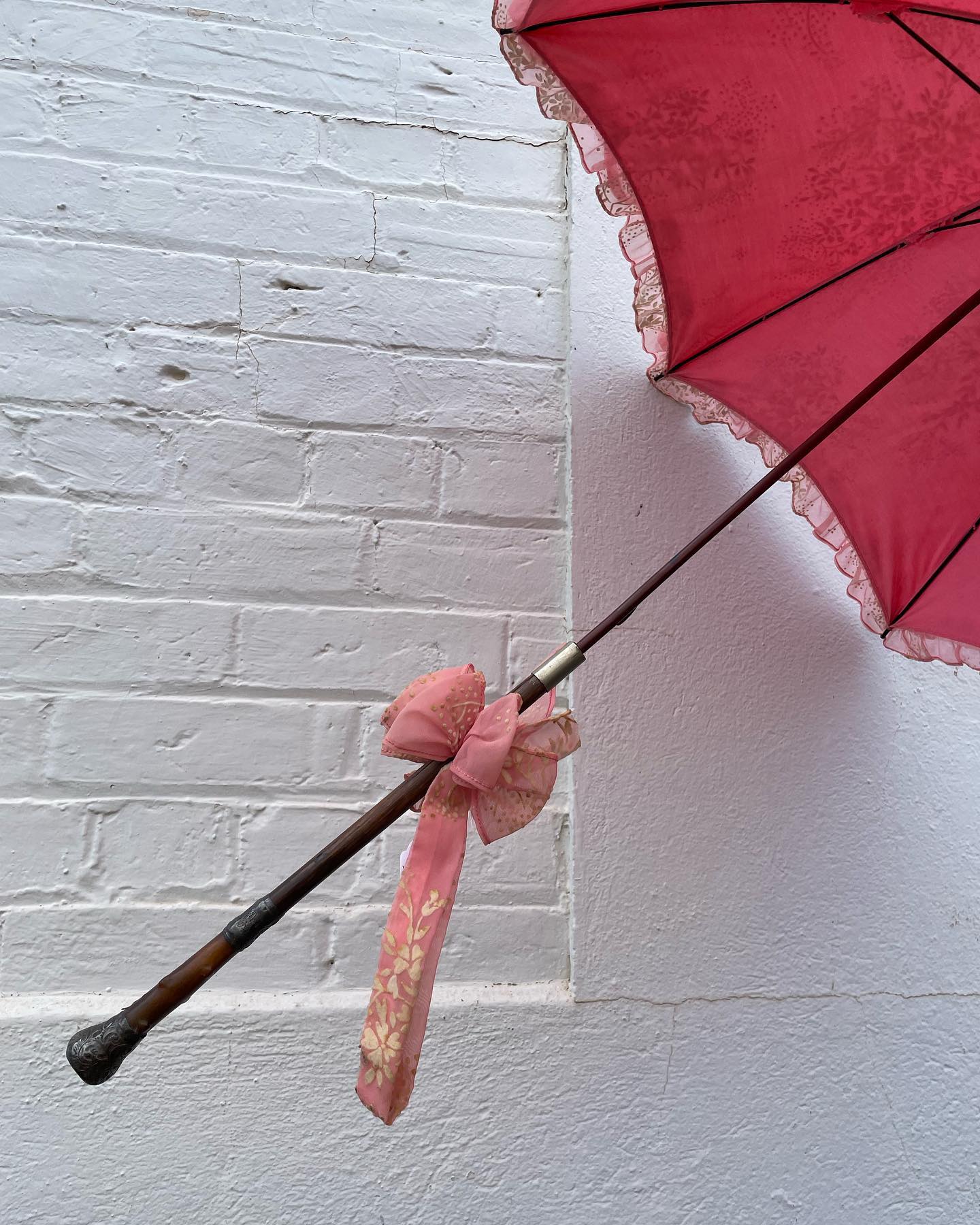 Victorian Ladies' Pink Parasol