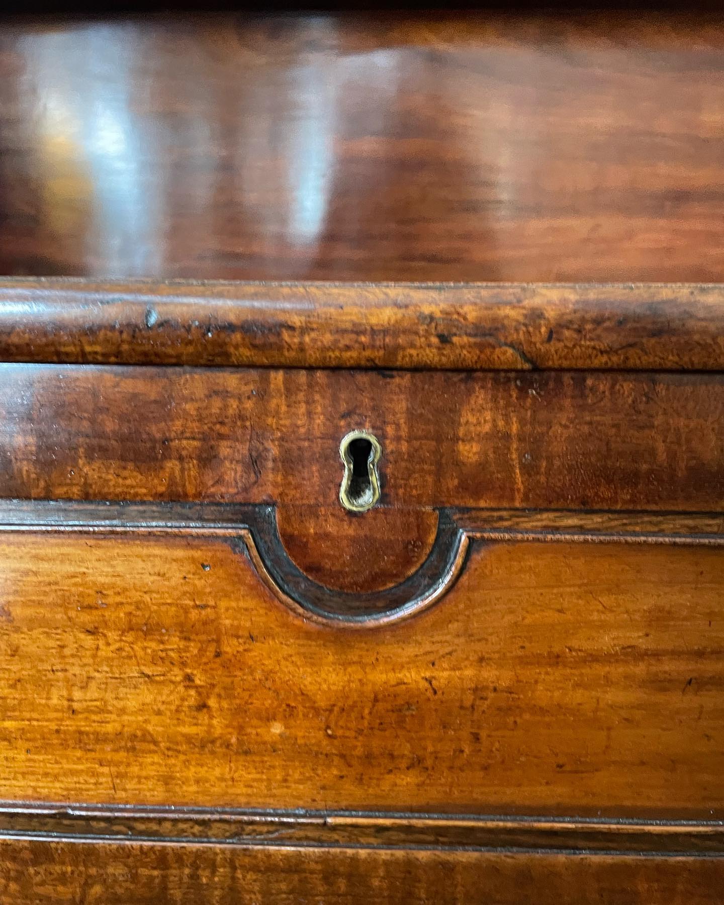 Georgian mahogany chiffonier