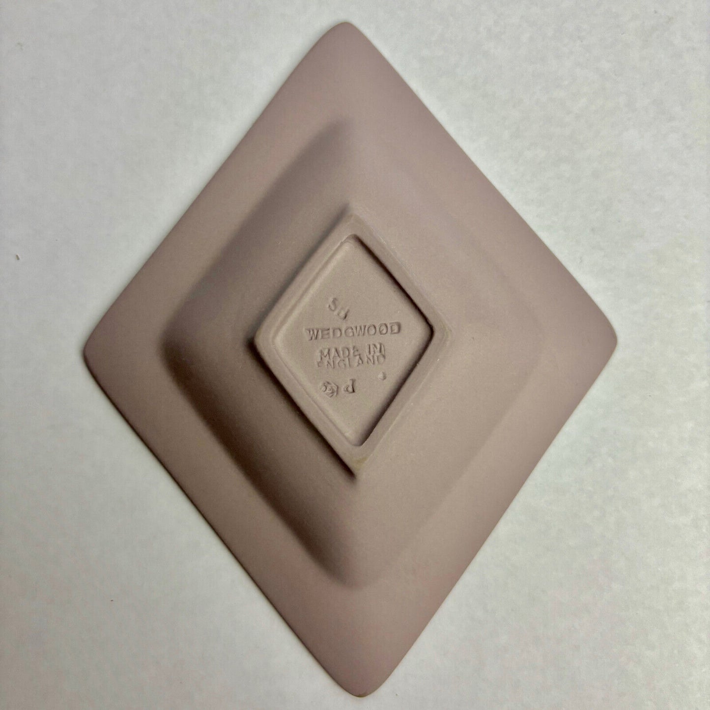 Antique Wedgwood Lilac Diamond Plate