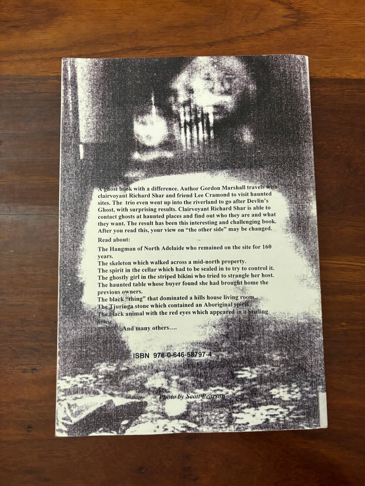 Ghosts and Hauntings of South Australia by Gordon de L. Marshall