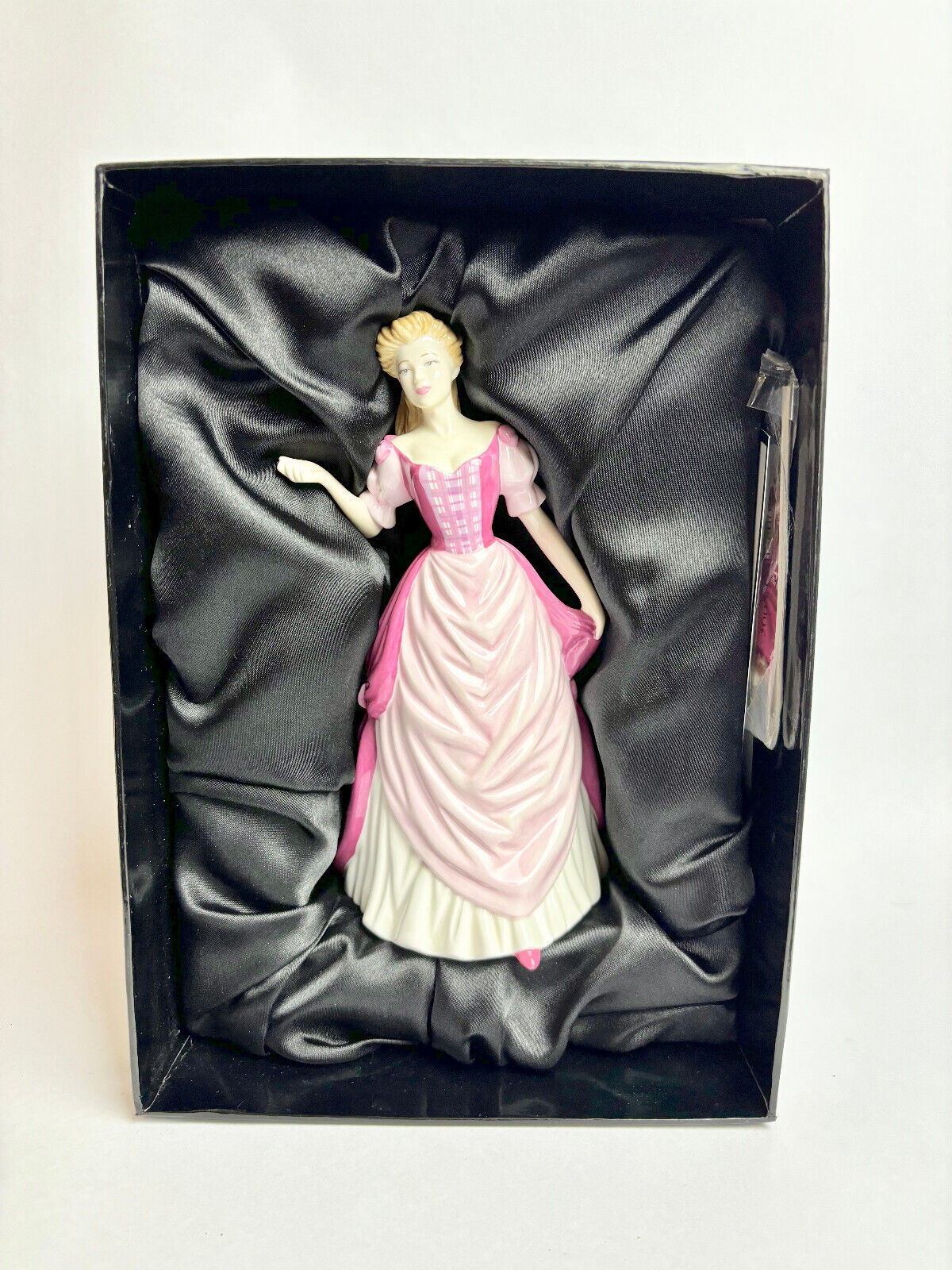 Royal Doulton Highland Belle HN 4743 (boxed)