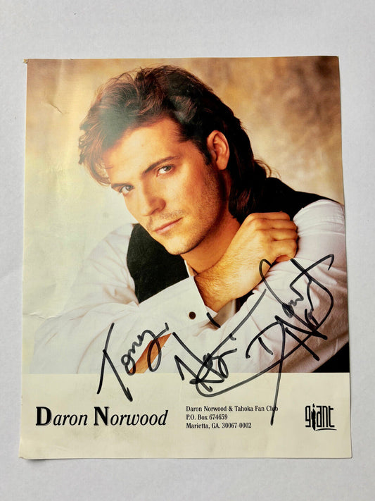 Autographed Photo Daron Norwood American country music singer