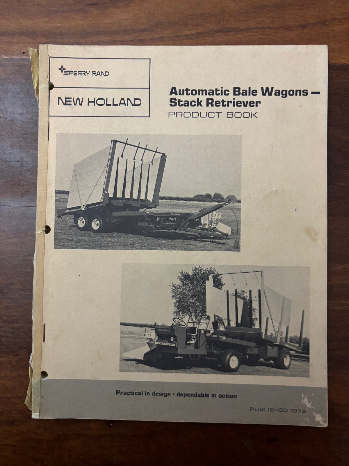 New Holland Automatic Bale Wagons and Stack Retriever Product Book