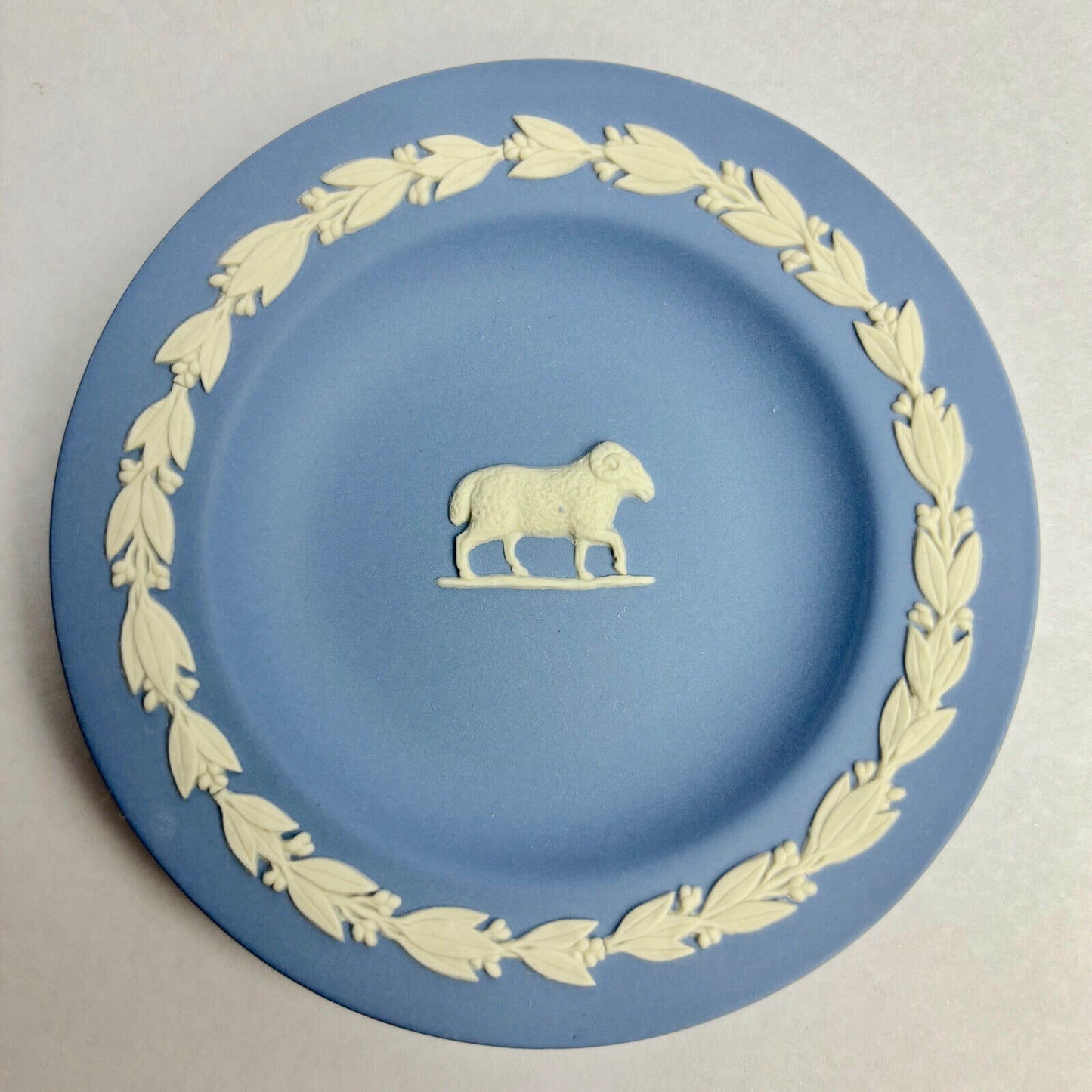 Antique Wedgwood Blue Plate Sporting Ram Sheep