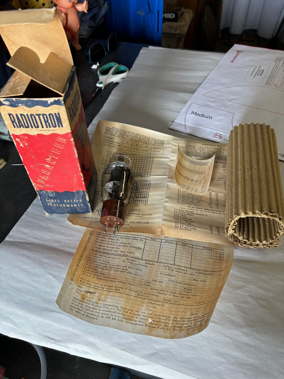 Pair of Original RADIOTRON 807 Vacuum Tube Valves (tested) marked Aust Military
