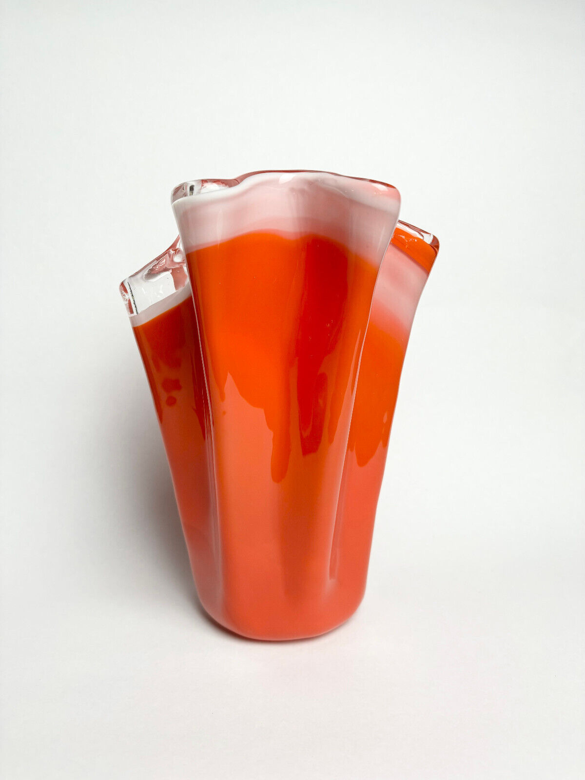 Vintage orange handkerchief art glass vase (23cm tall)