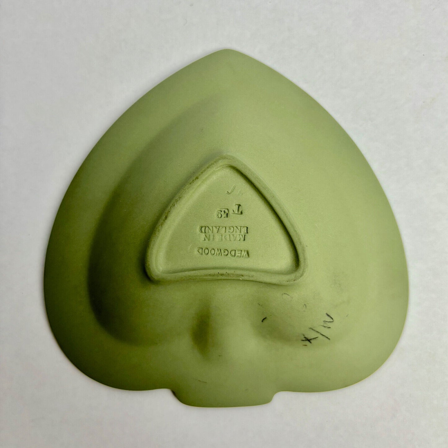 Antique Wedgwood Green Heart Plate