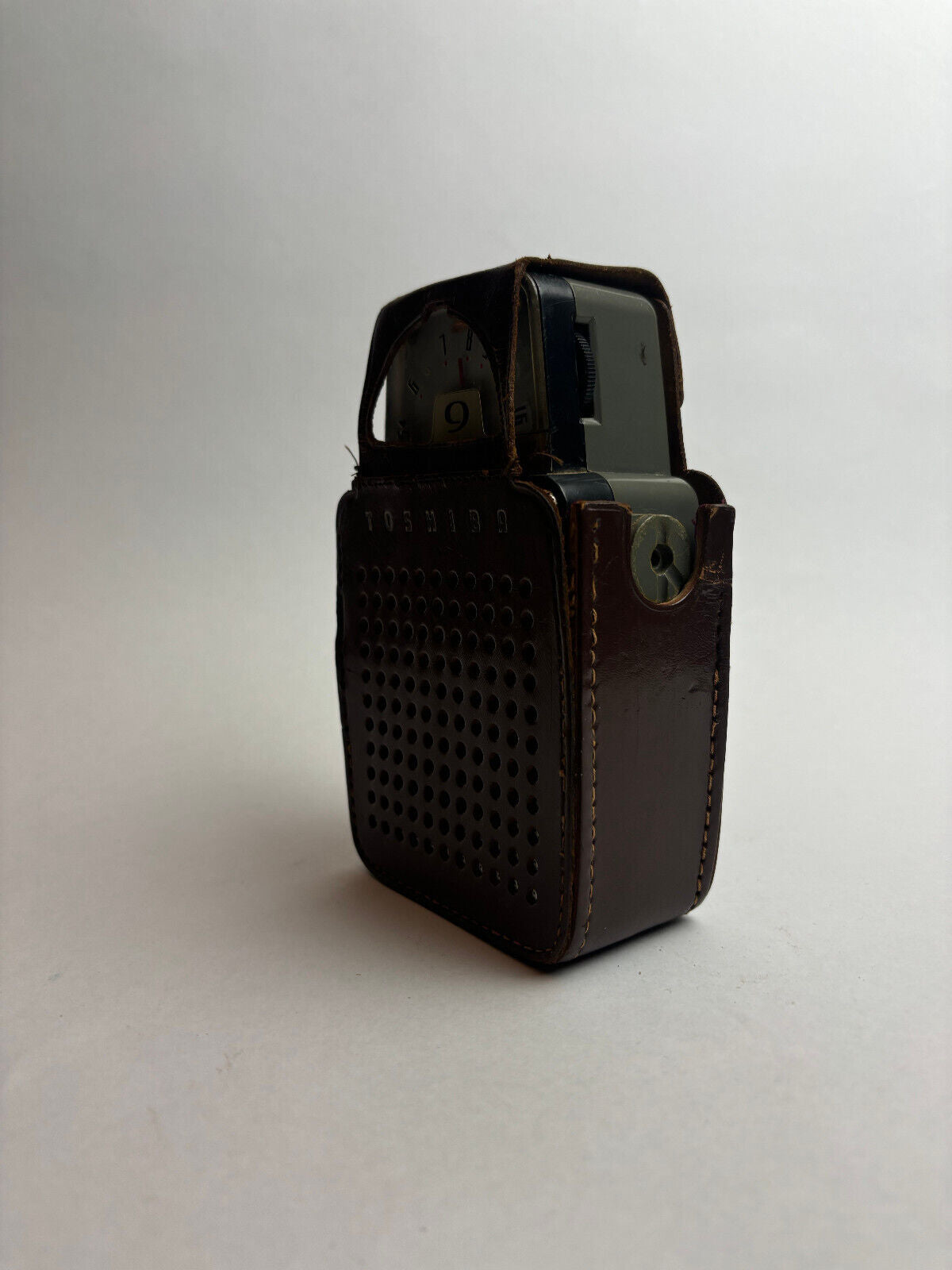 Toshiba Transistor 9TM40 Robot 1960s Made In Japan Retro Radio