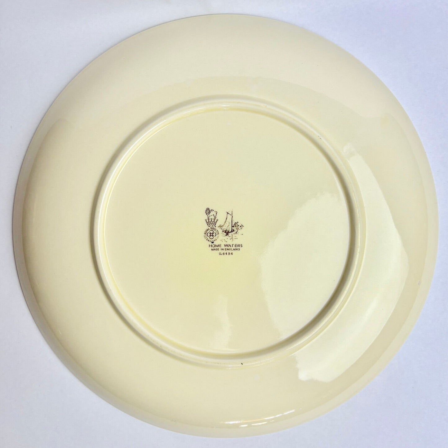 Royal Doulton Home Waters Series Ware Charger D6434 32.5cm