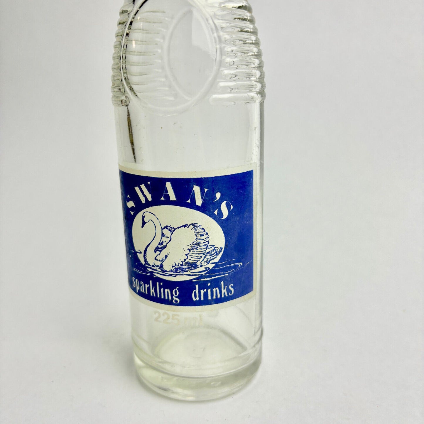 Swan's Sparkling Drinks Pyroglaze Bottle 225ml Beverley
