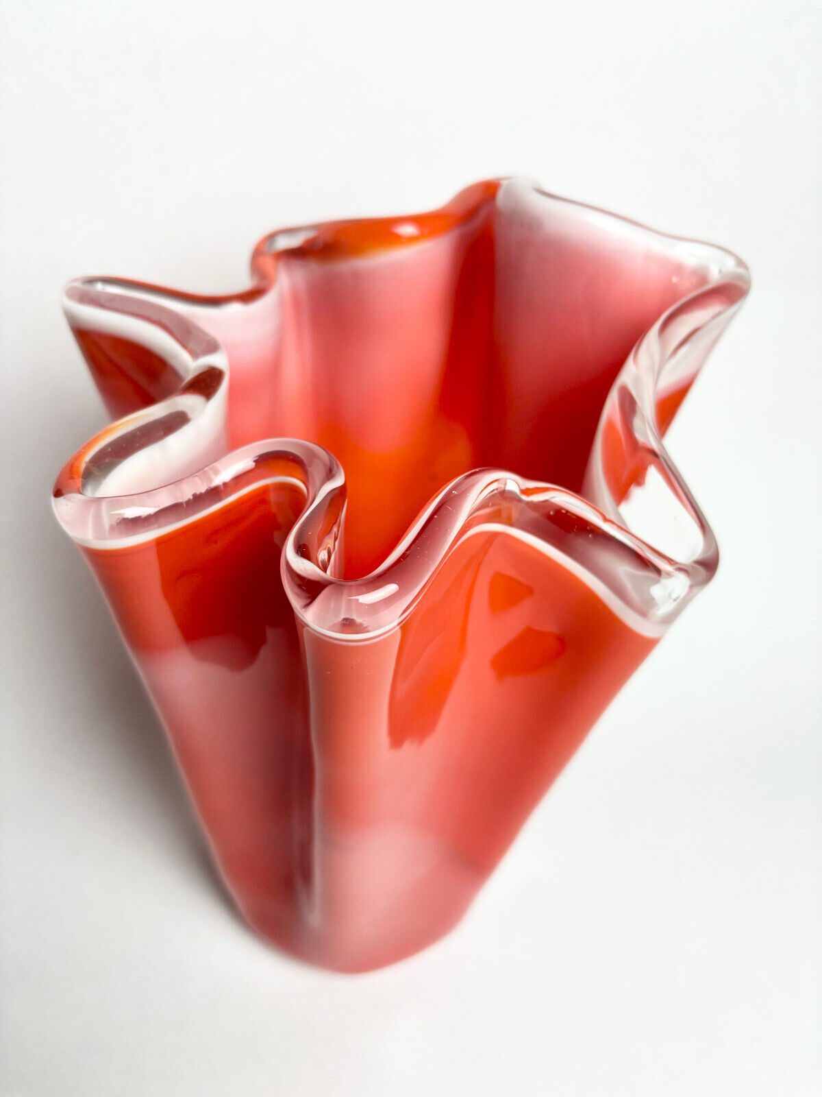 Vintage orange handkerchief art glass vase (23cm tall)