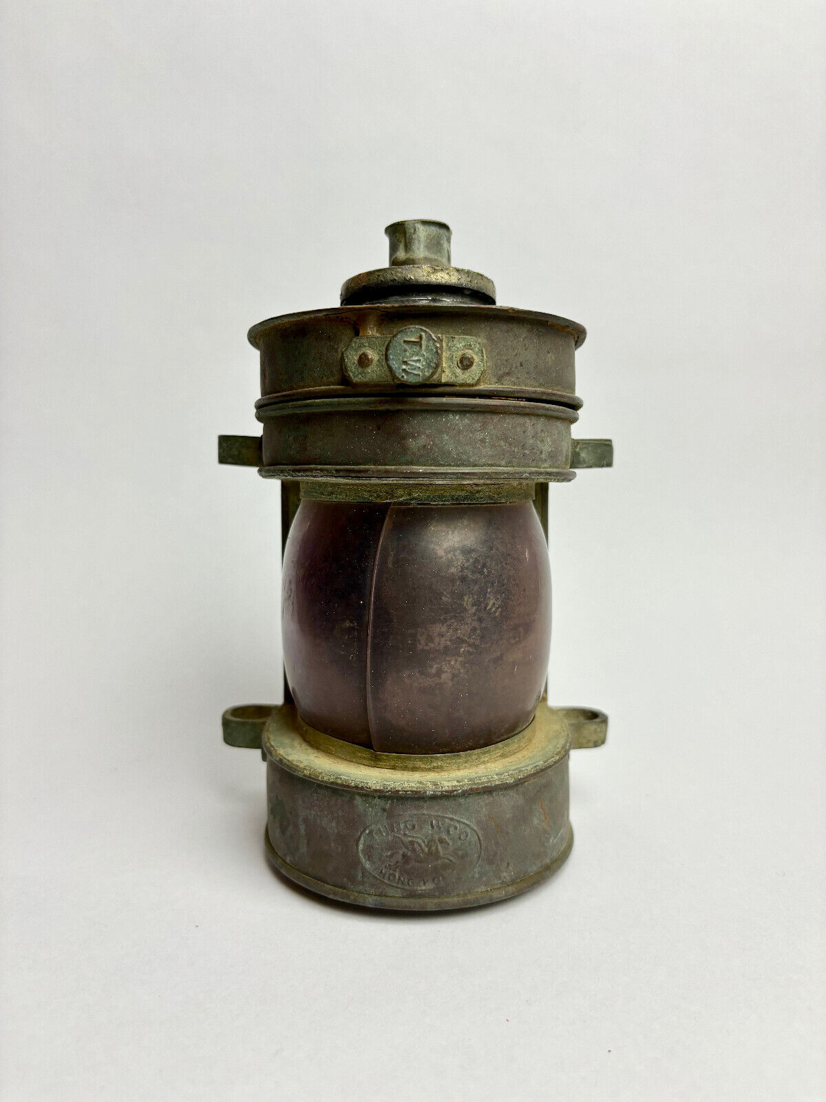 Hong Kong ship’s masthead lamp, 20cm high