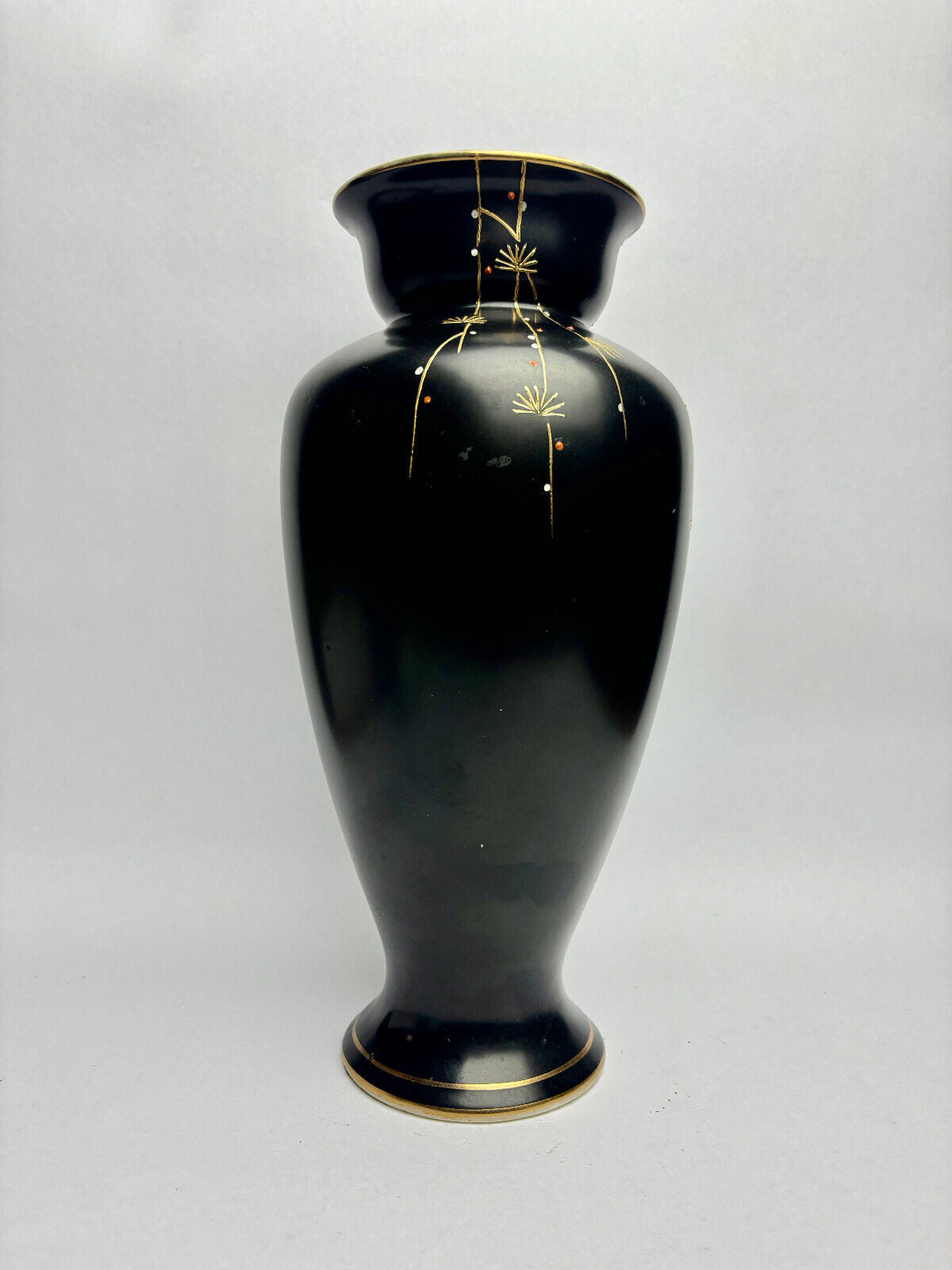 Falcon Ware by Thomas Lawerence 30cm tall