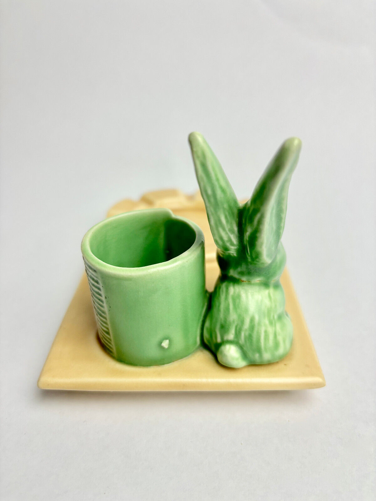 Sylvac Rabbit Ashtray with Match Holder 1181