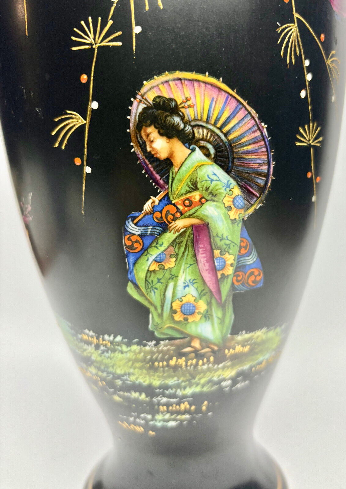 Falcon Ware by Thomas Lawerence 30cm tall
