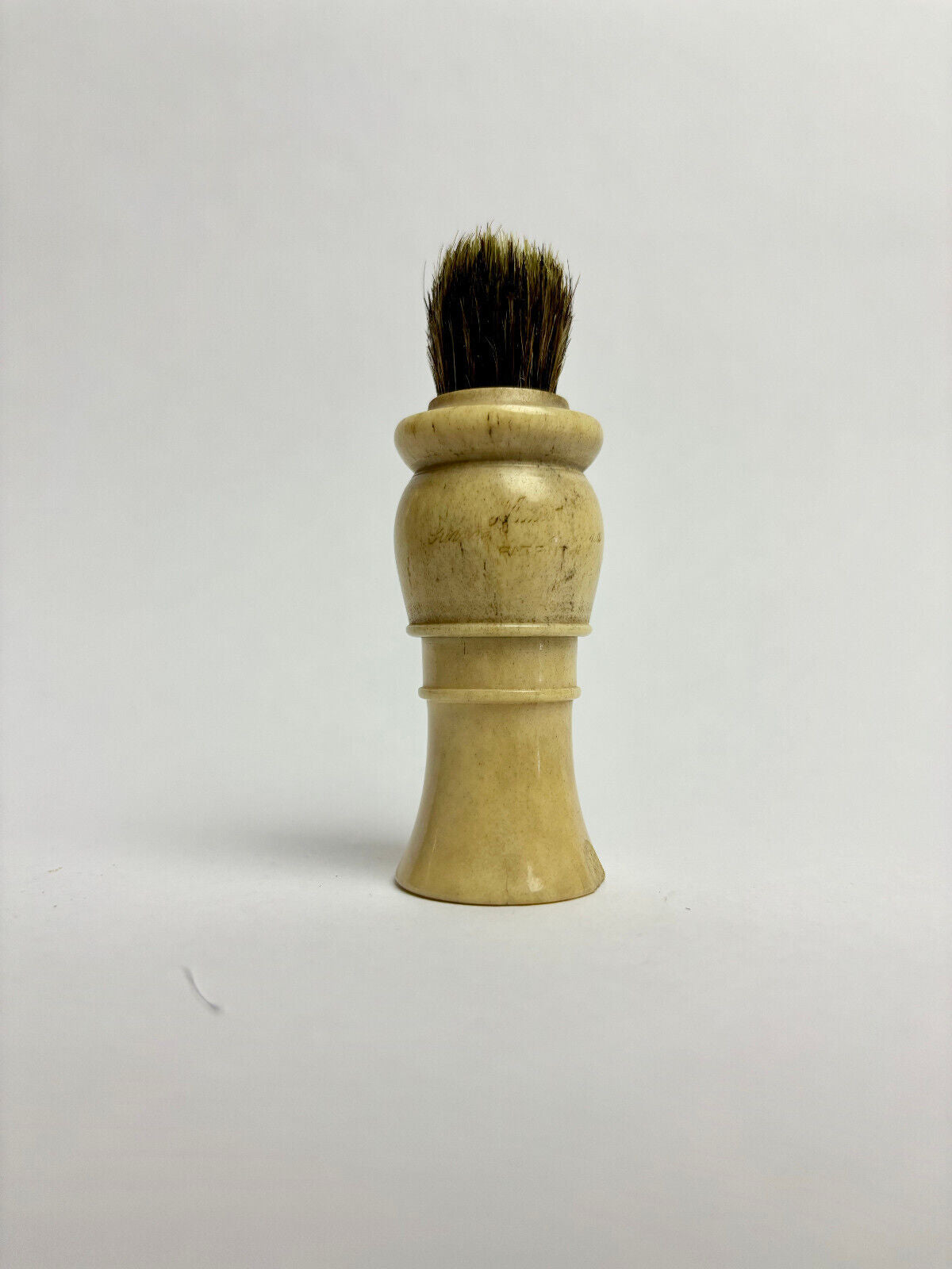 Antique Georgian shaving brush, whalebone and bristle No. 3