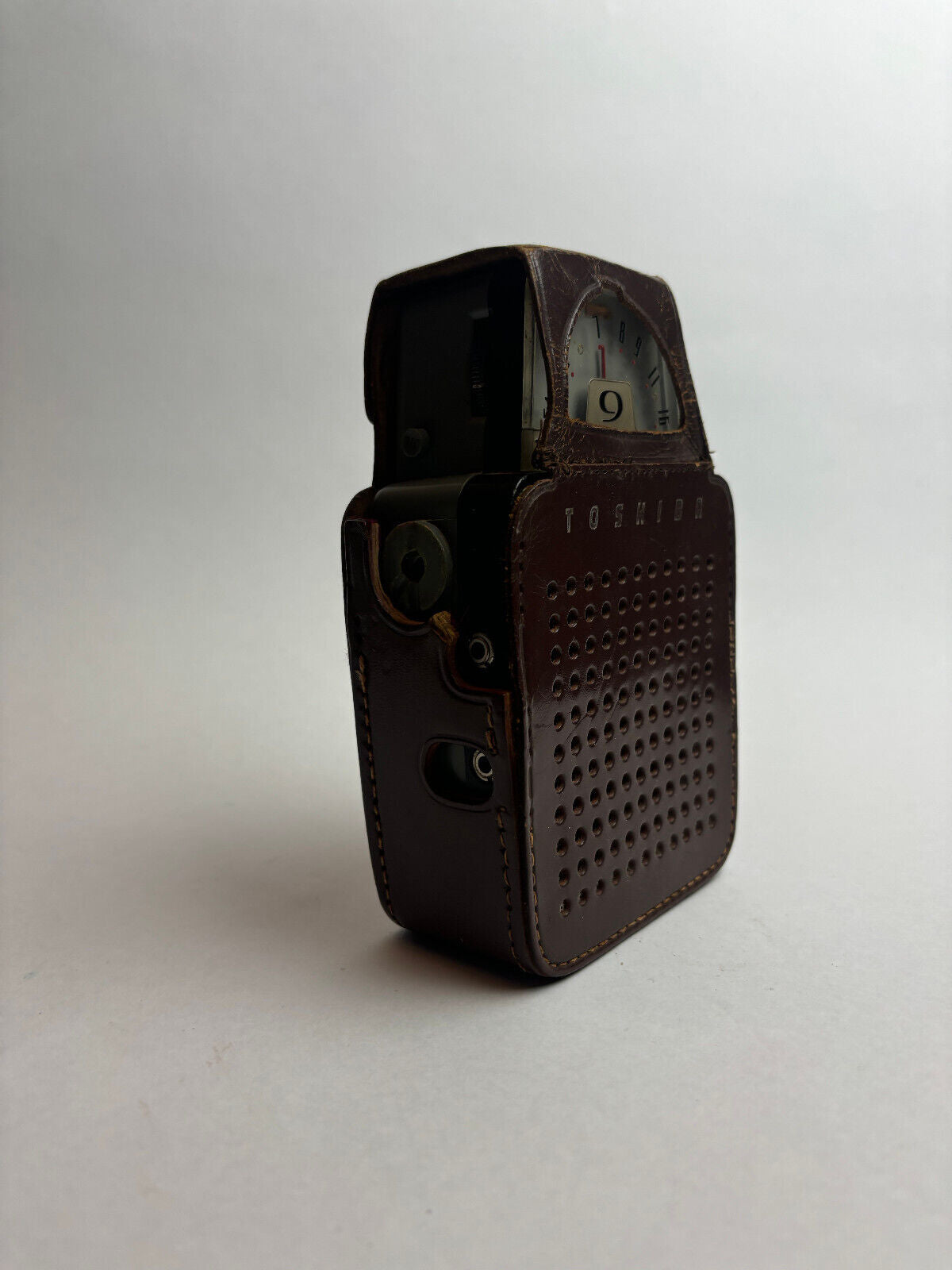 Toshiba Transistor 9TM40 Robot 1960s Made In Japan Retro Radio