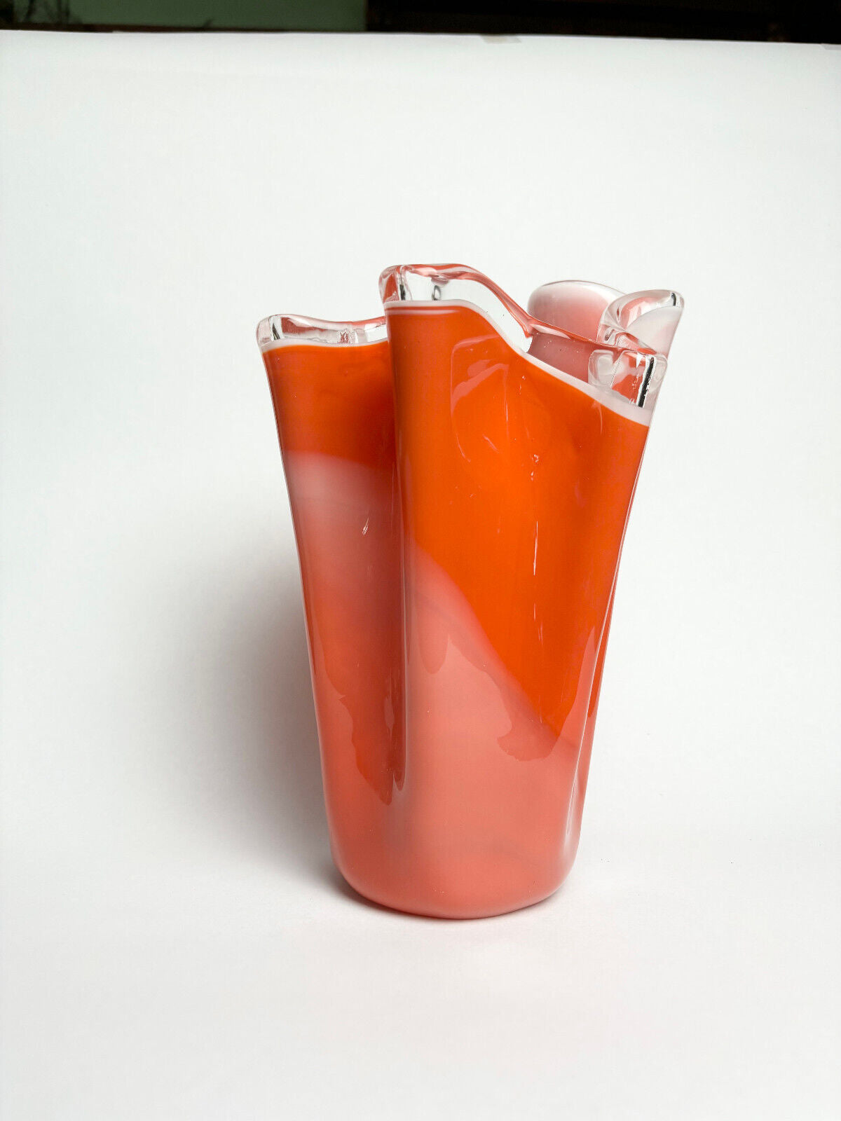 Vintage orange handkerchief art glass vase (23cm tall)