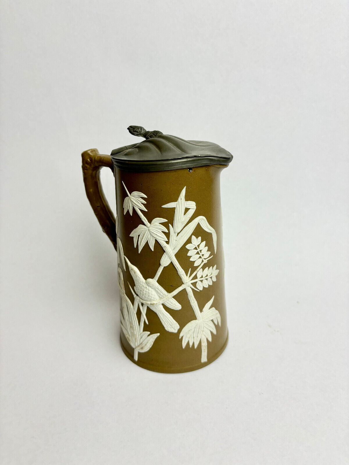 English 19th Century Dudson Brown and White Stoneware Covered Pitcher 17cm