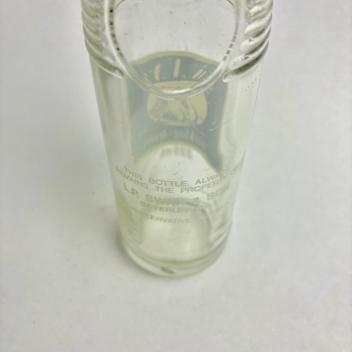 Swan's Sparkling Drinks Pyroglaze Bottle 225ml Beverley