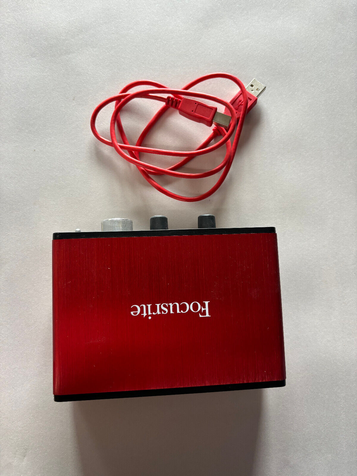 Focusrite Scarlett Solo 2nd Gen USB Audio Interface w/ Cable - PERFECT CONDITION