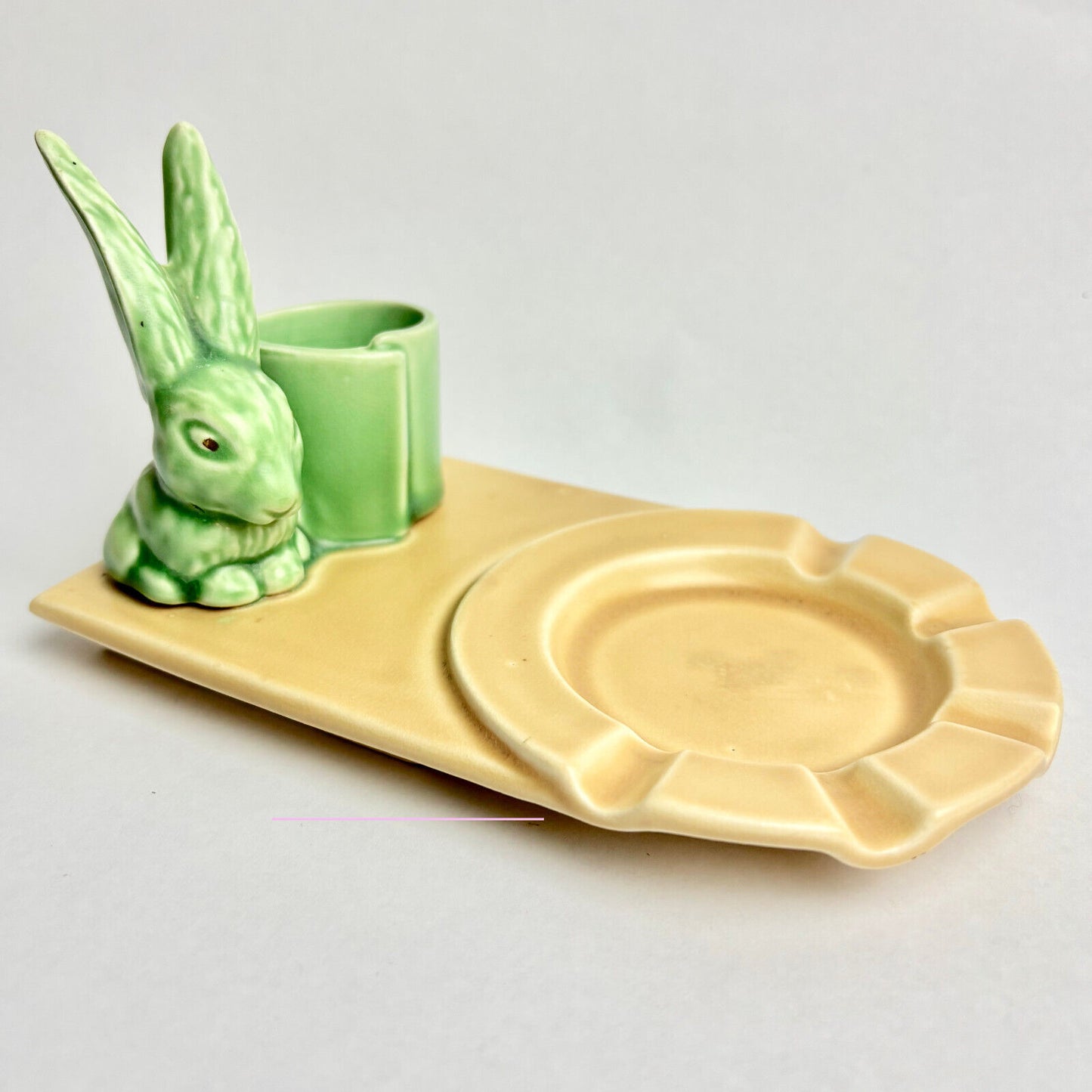 Sylvac Rabbit Ashtray with Match Holder 1181