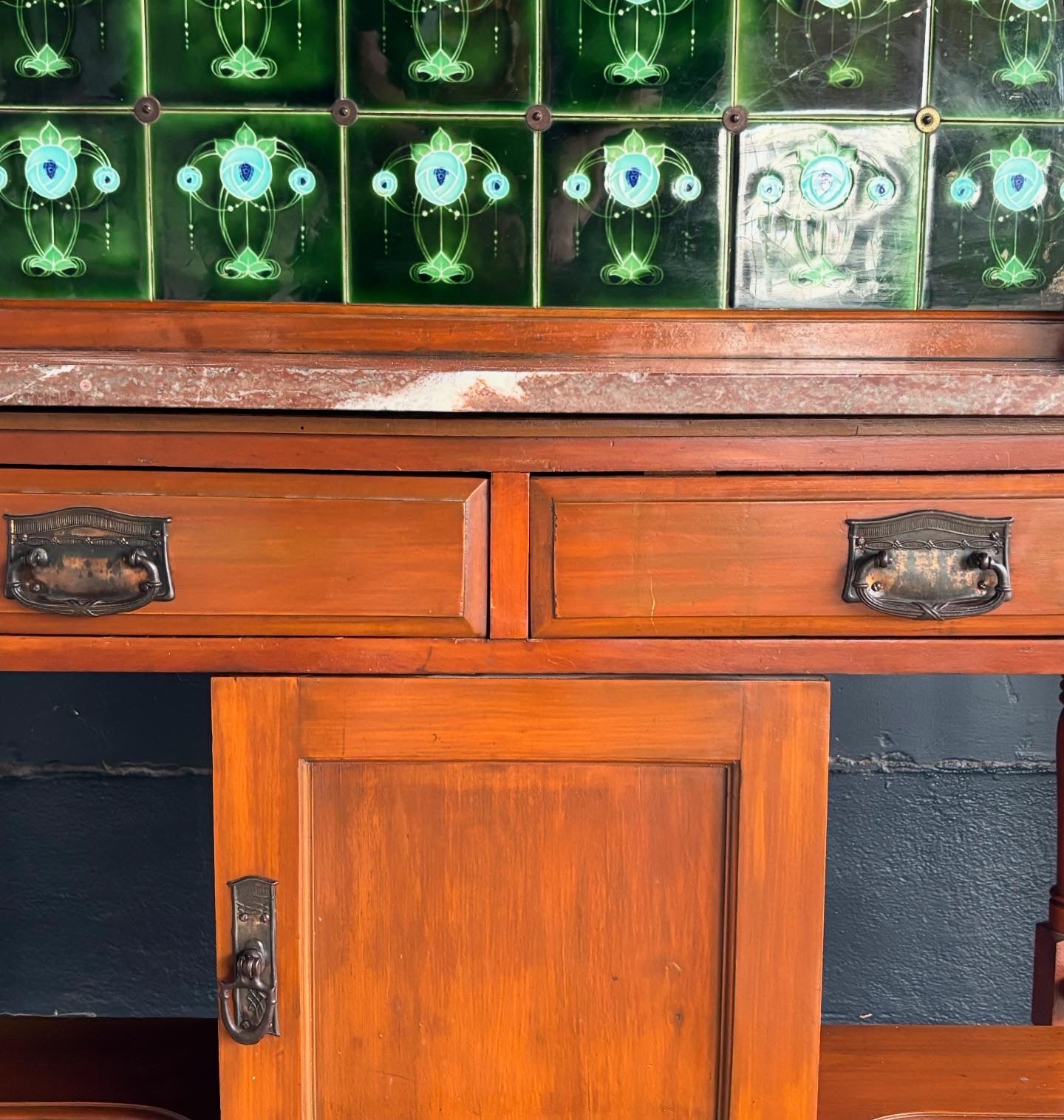 Antique Victorian Washstand
