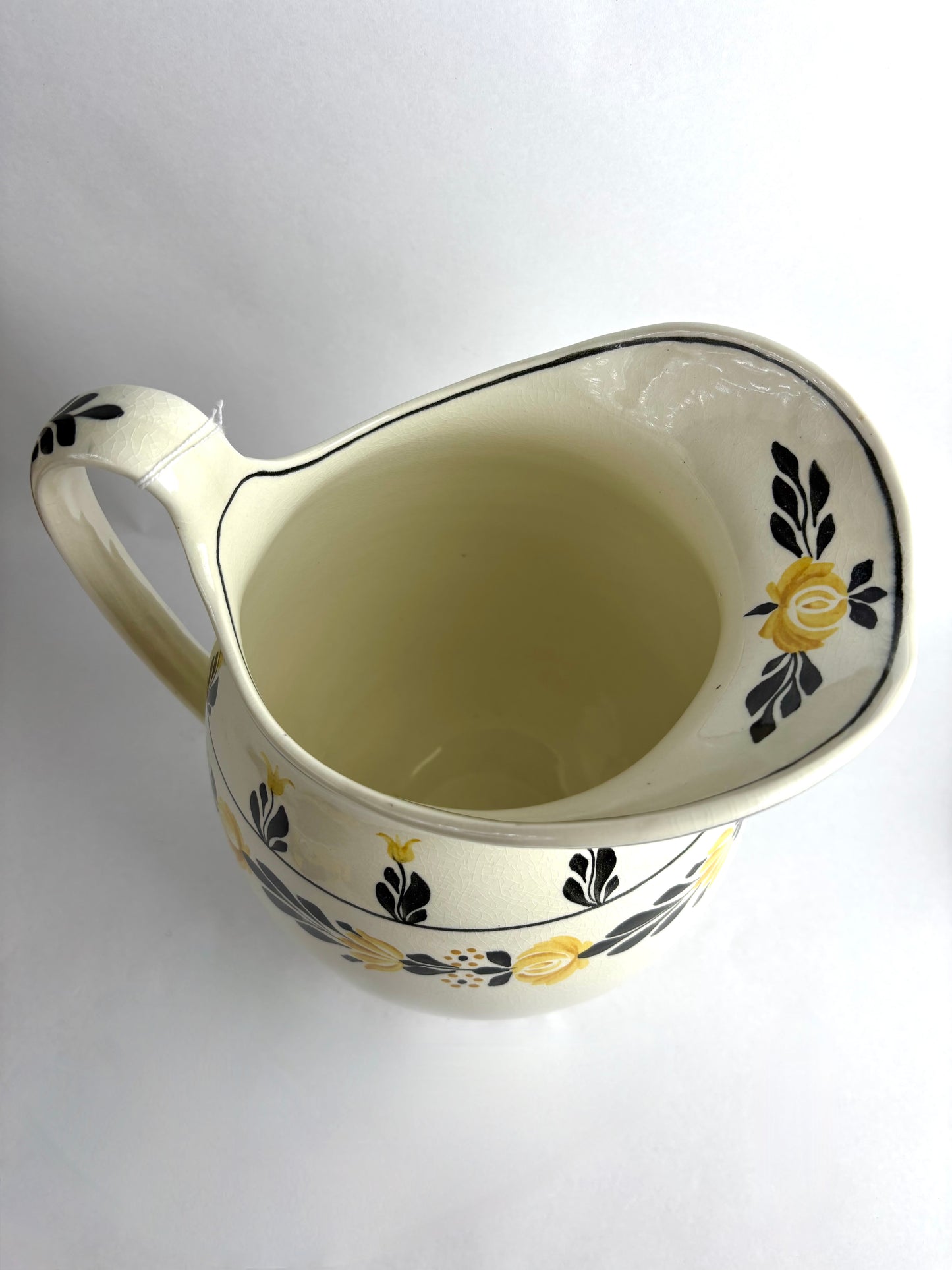 Antique George Jones & Sons Crescent Ivory Bathroom Set, circa 1895