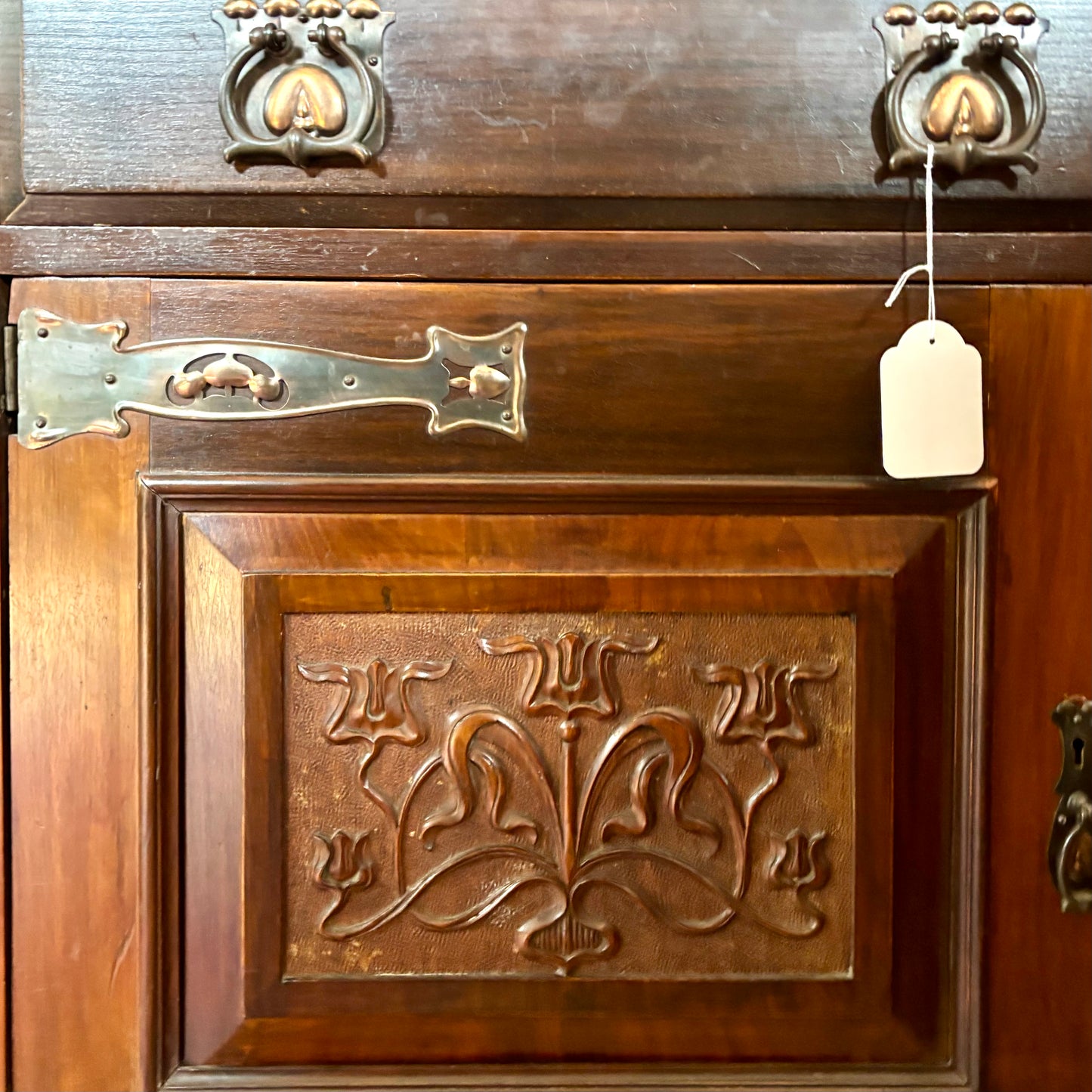 Edwardian Oak Sideboard in the Art Nouveau Style, c.1905