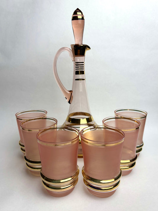 Retro pink and gold drinks set