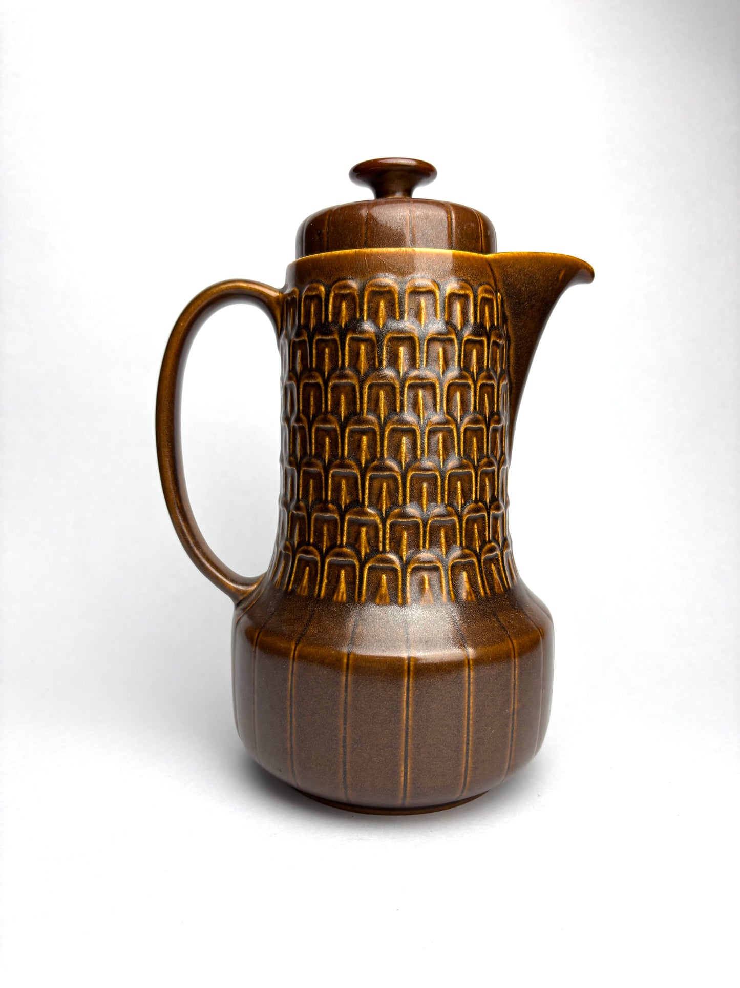 1960s Wedgwood Pennine coffee jug and six mugs