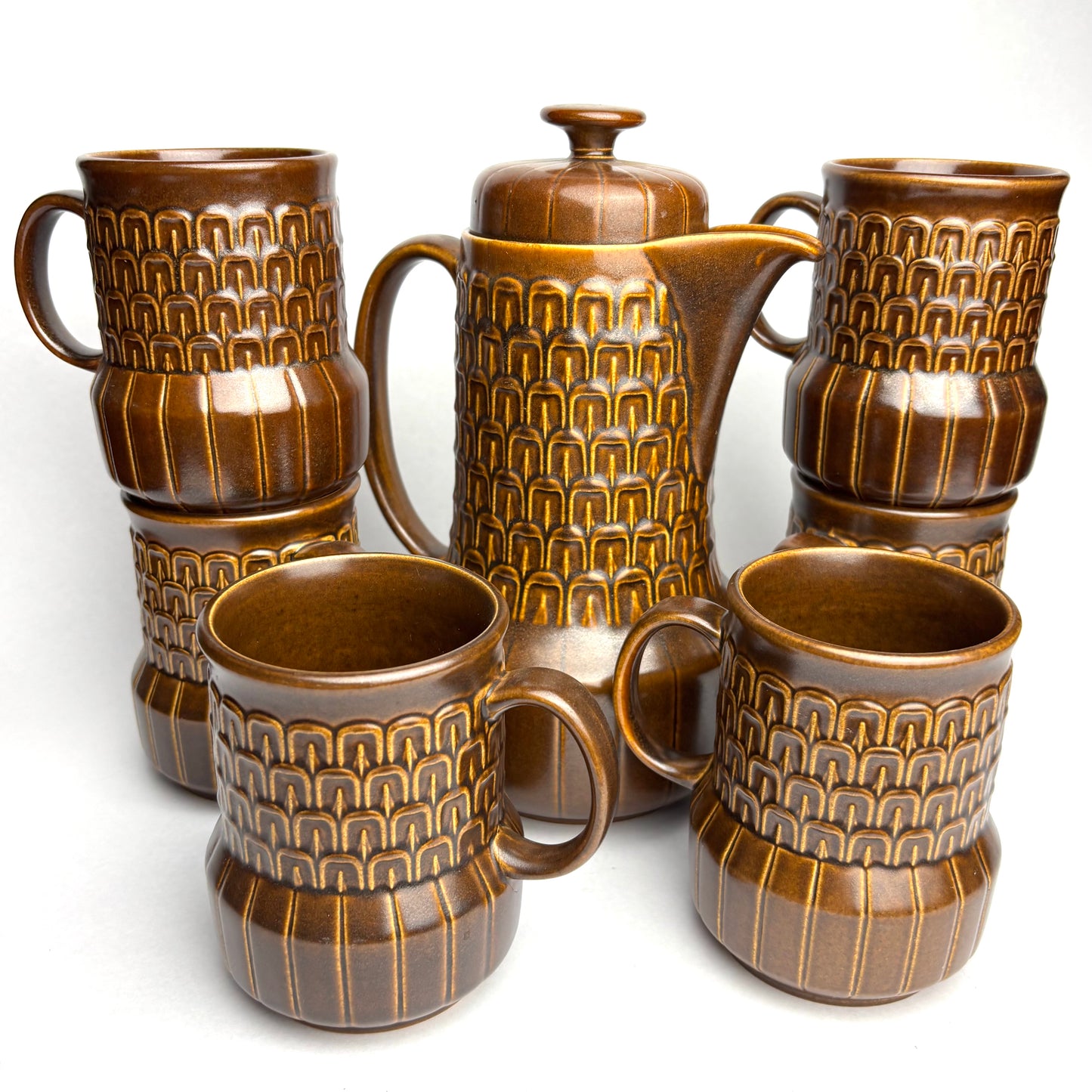 1960s Wedgwood Pennine coffee jug and six mugs