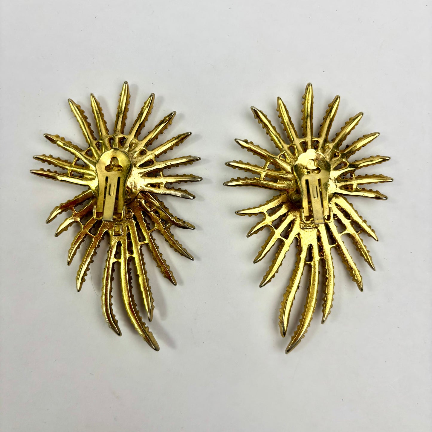 Vintage SWANK Gold Tone Rhinestone Starburst Clip-On Earrings c.1960s