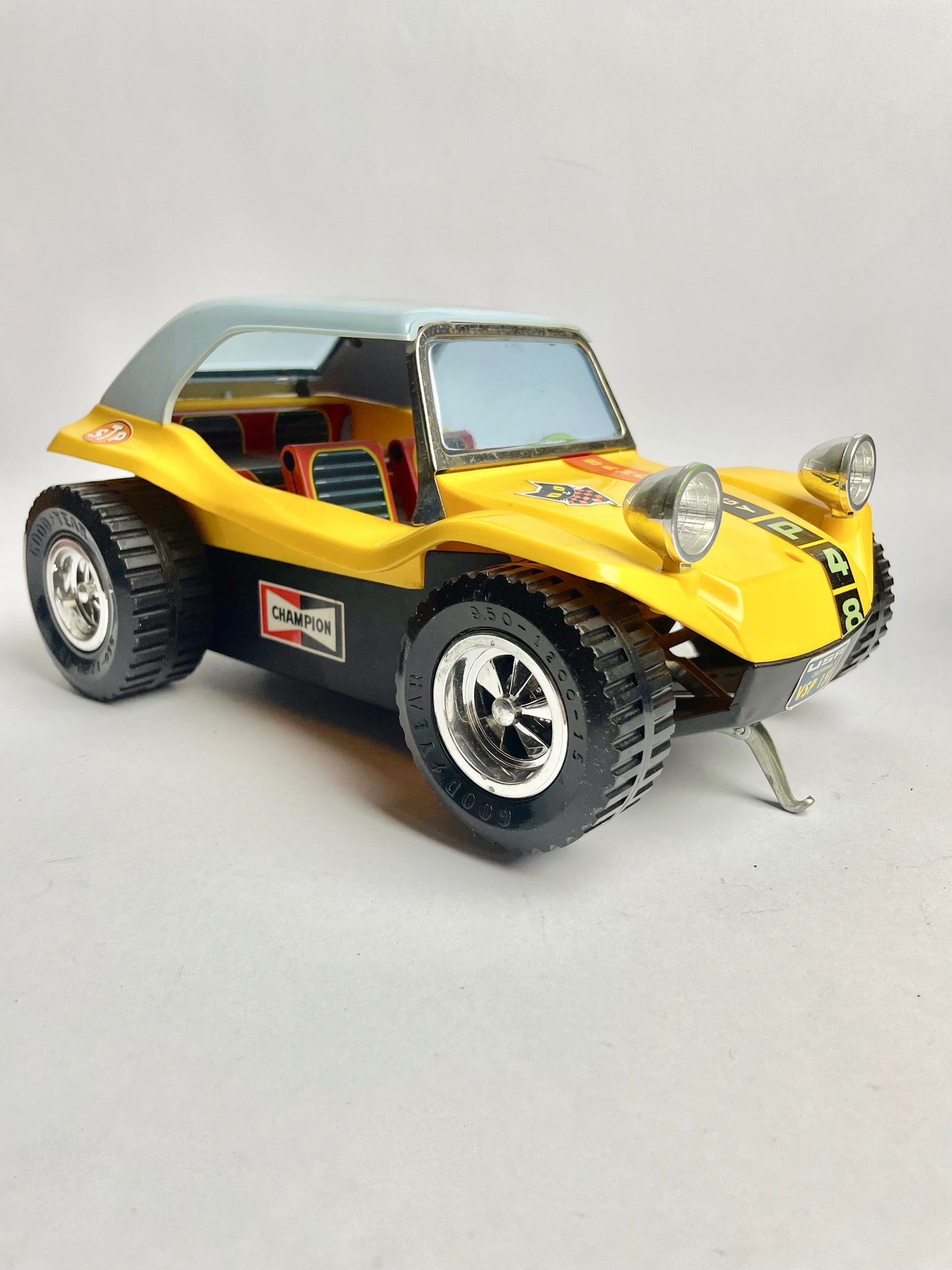 Vintage Taiyo P-562 Sand Buggy Battery Operated