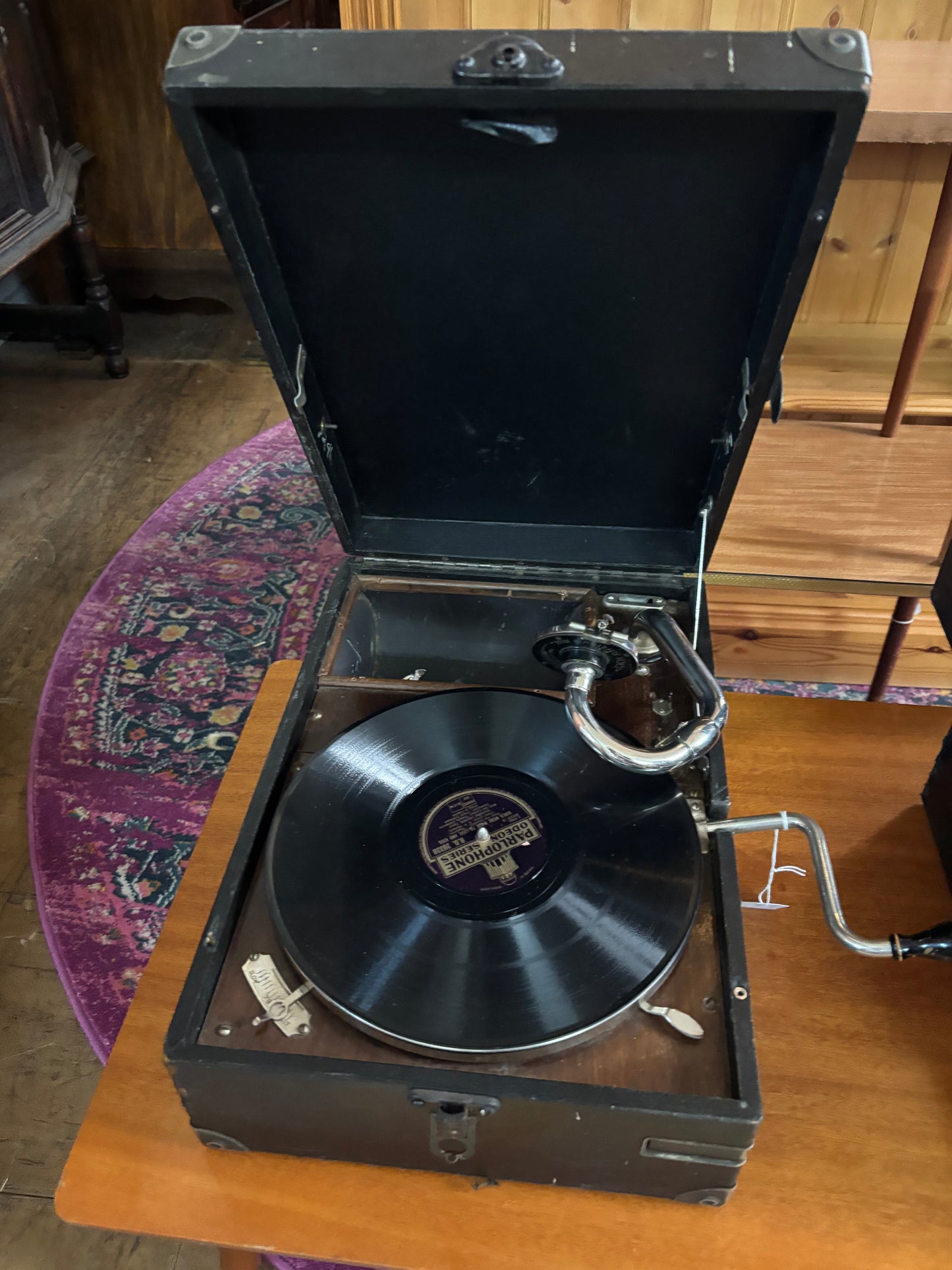 HMV Portable Gramophone – c.1930s Wind-Up Phonograph with 78rpm Record