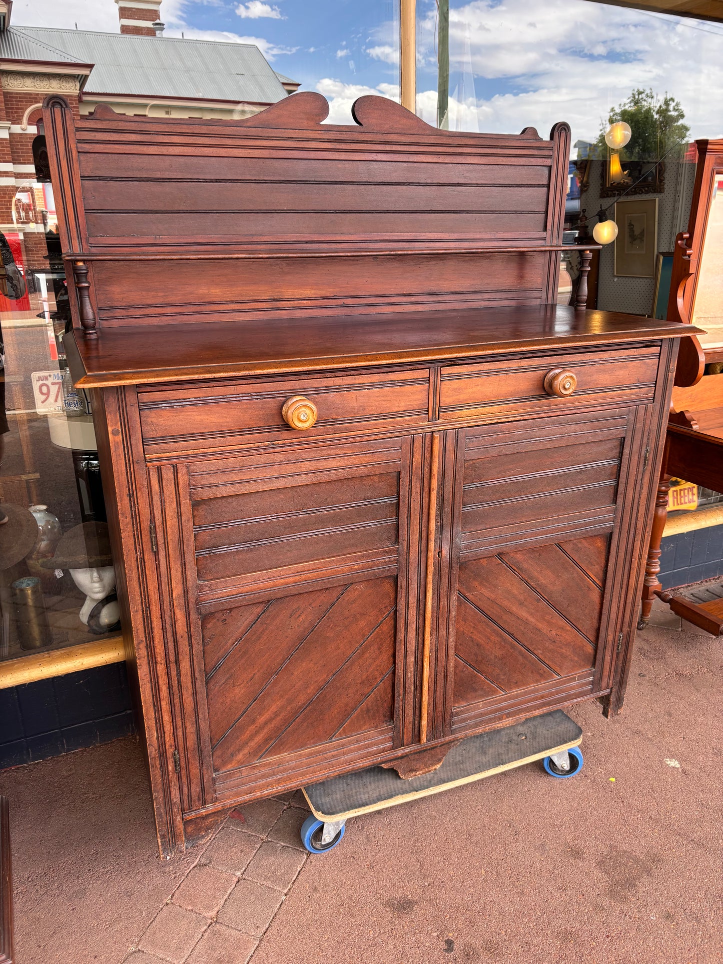 Early Victorian mahogany chiffonier