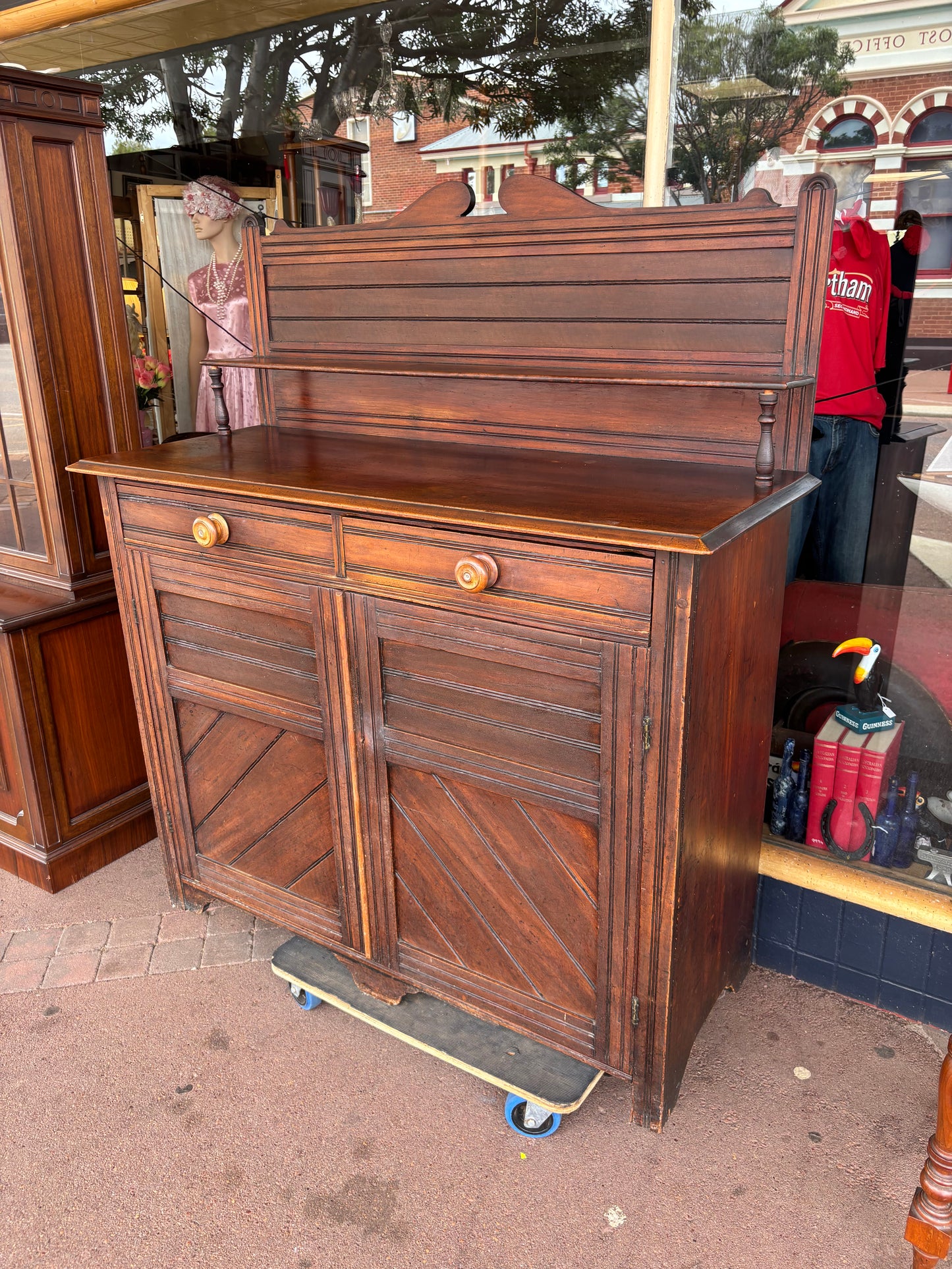 Early Victorian mahogany chiffonier
