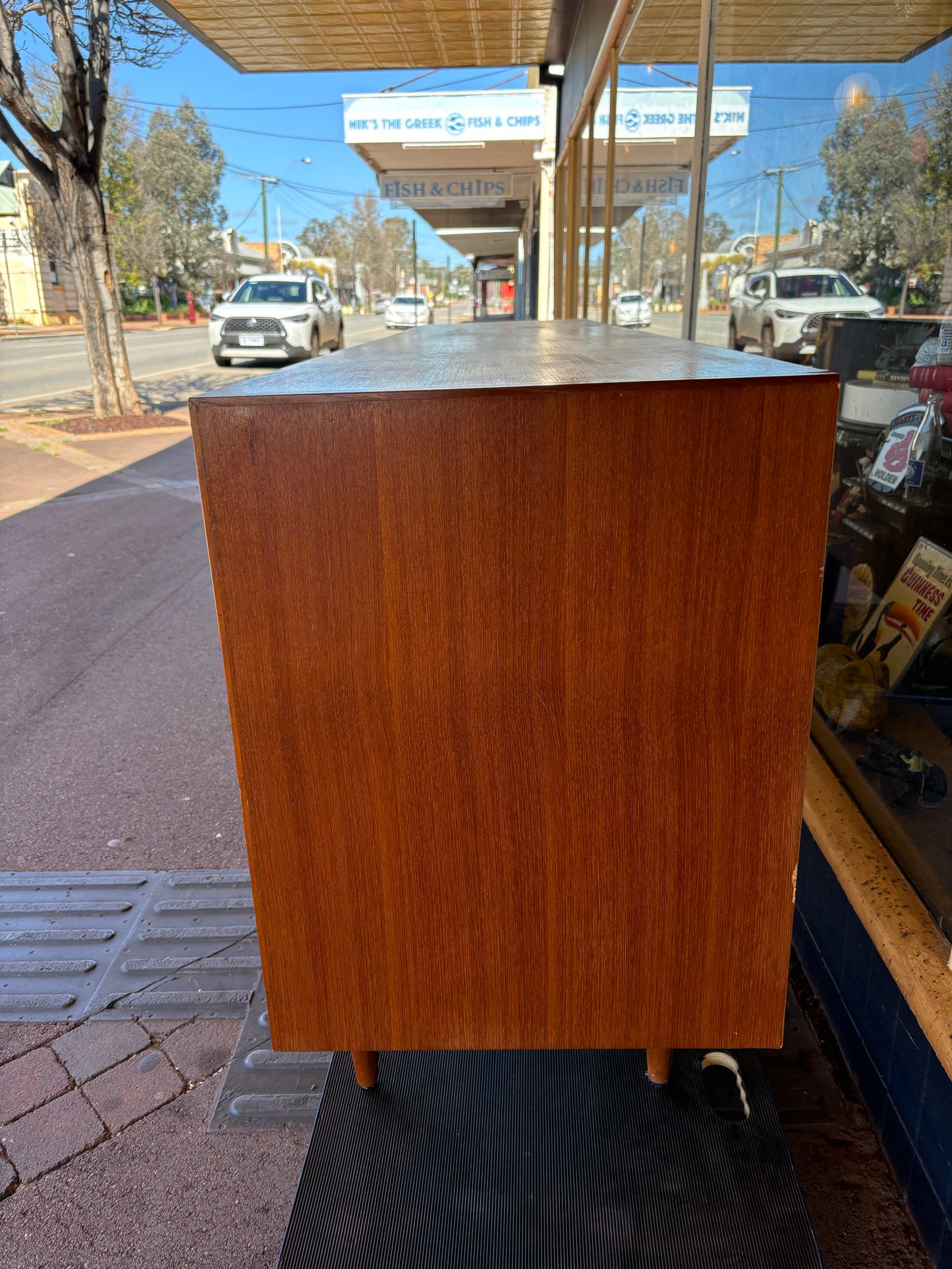 Extra large Chiswell sideboard