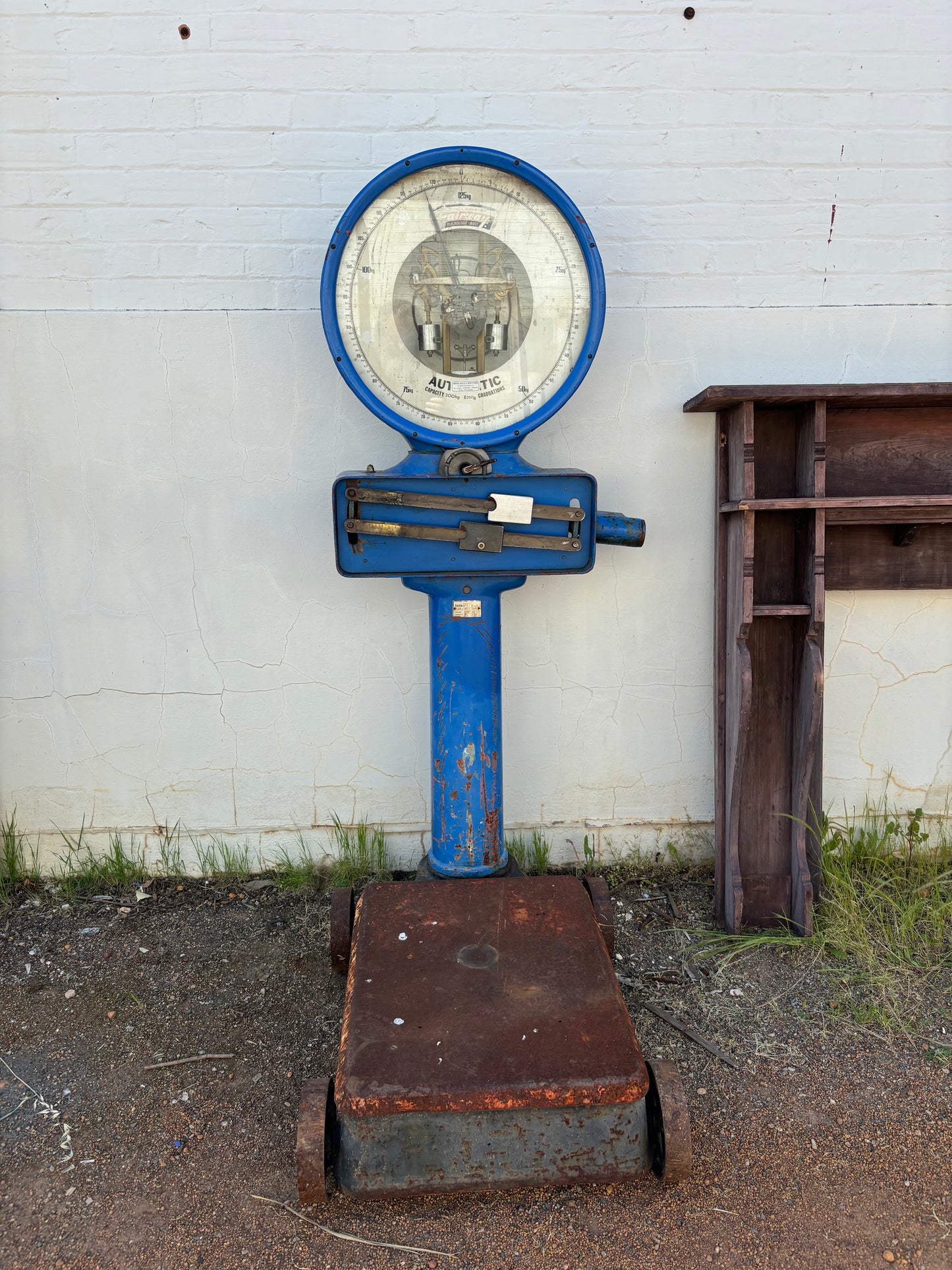 Large vintage Fairway scales