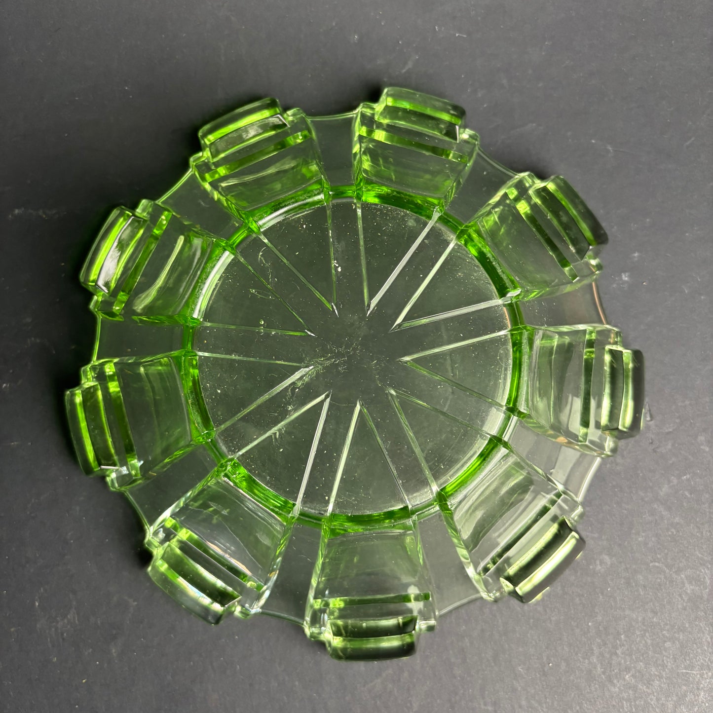 Vintage Green Glass Bowl – Art Deco Panelled Form