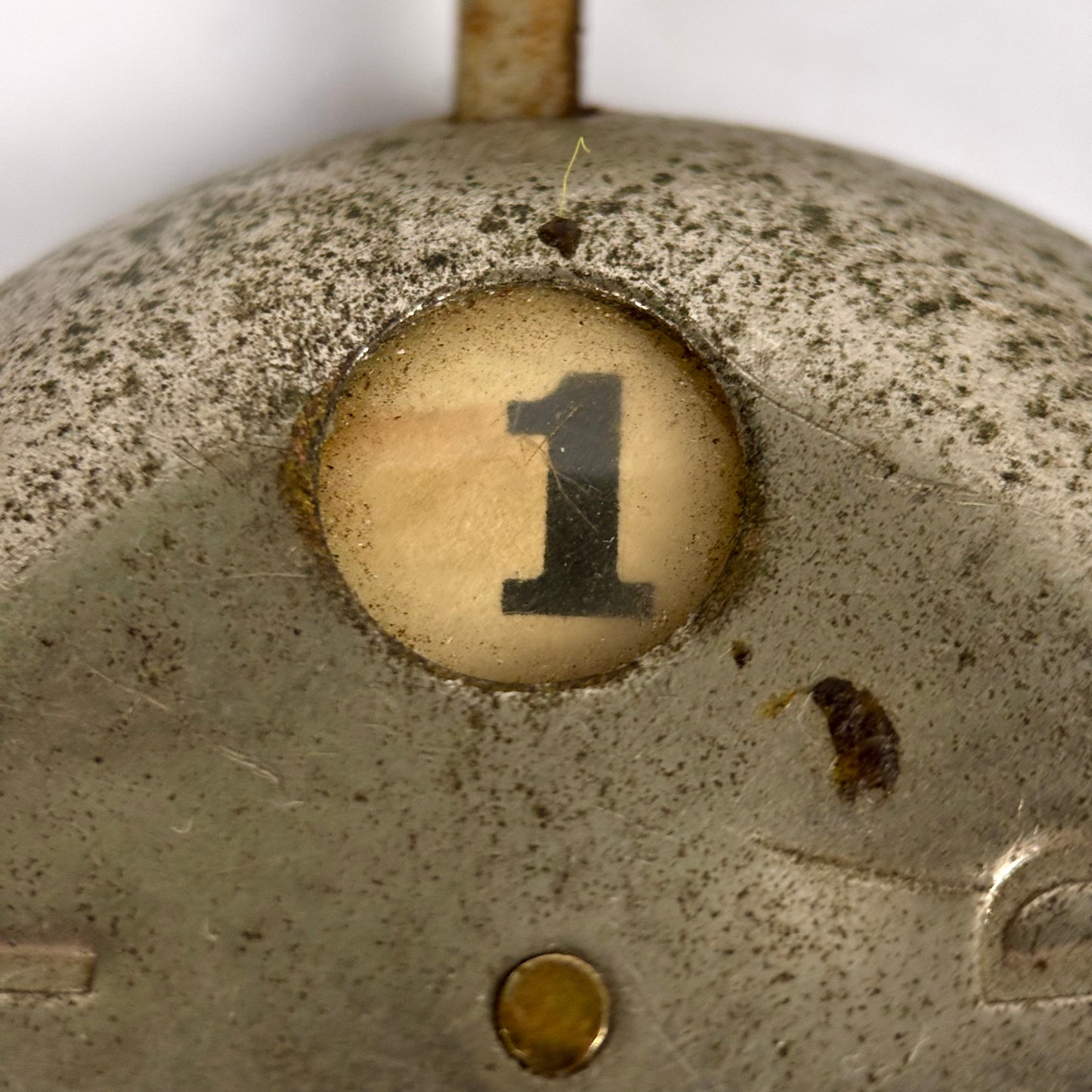 1930s Lyrebird Cricket Umpire Counter