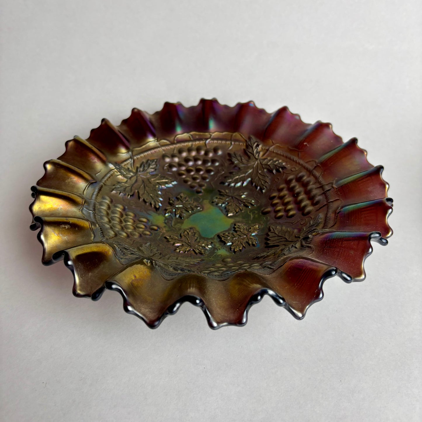 Northwood Grape Leaf Amethyst Carnival Glass Bowl Iridescent Ruffled