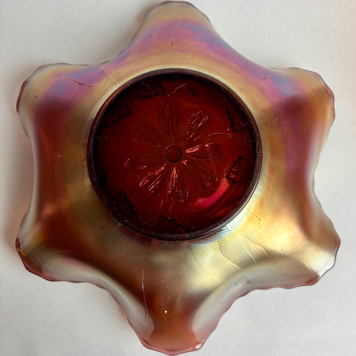 Dugan & Diamond Glass Co Cosmos Variant Pattern Marigold Carnival Glass Bowl