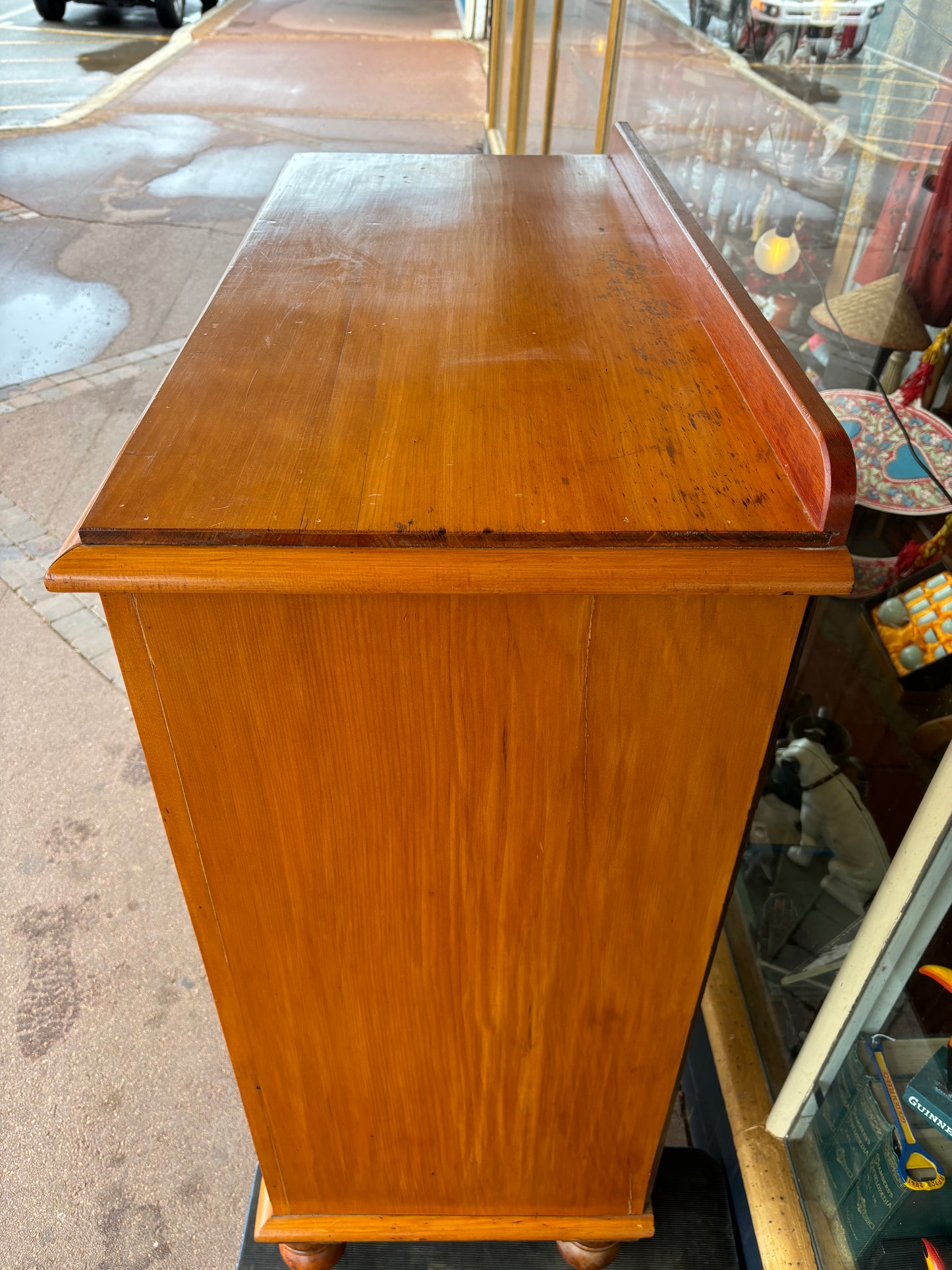 Colonial pine chest of drawers