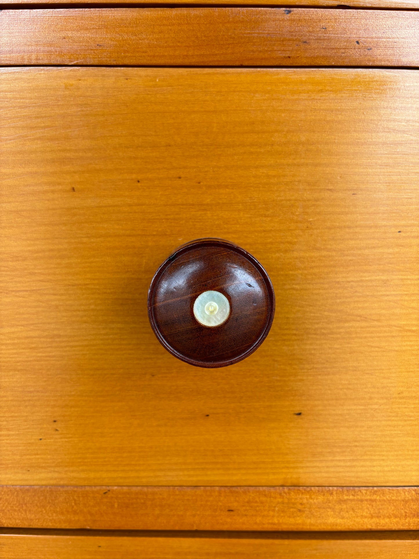 Colonial pine chest of drawers
