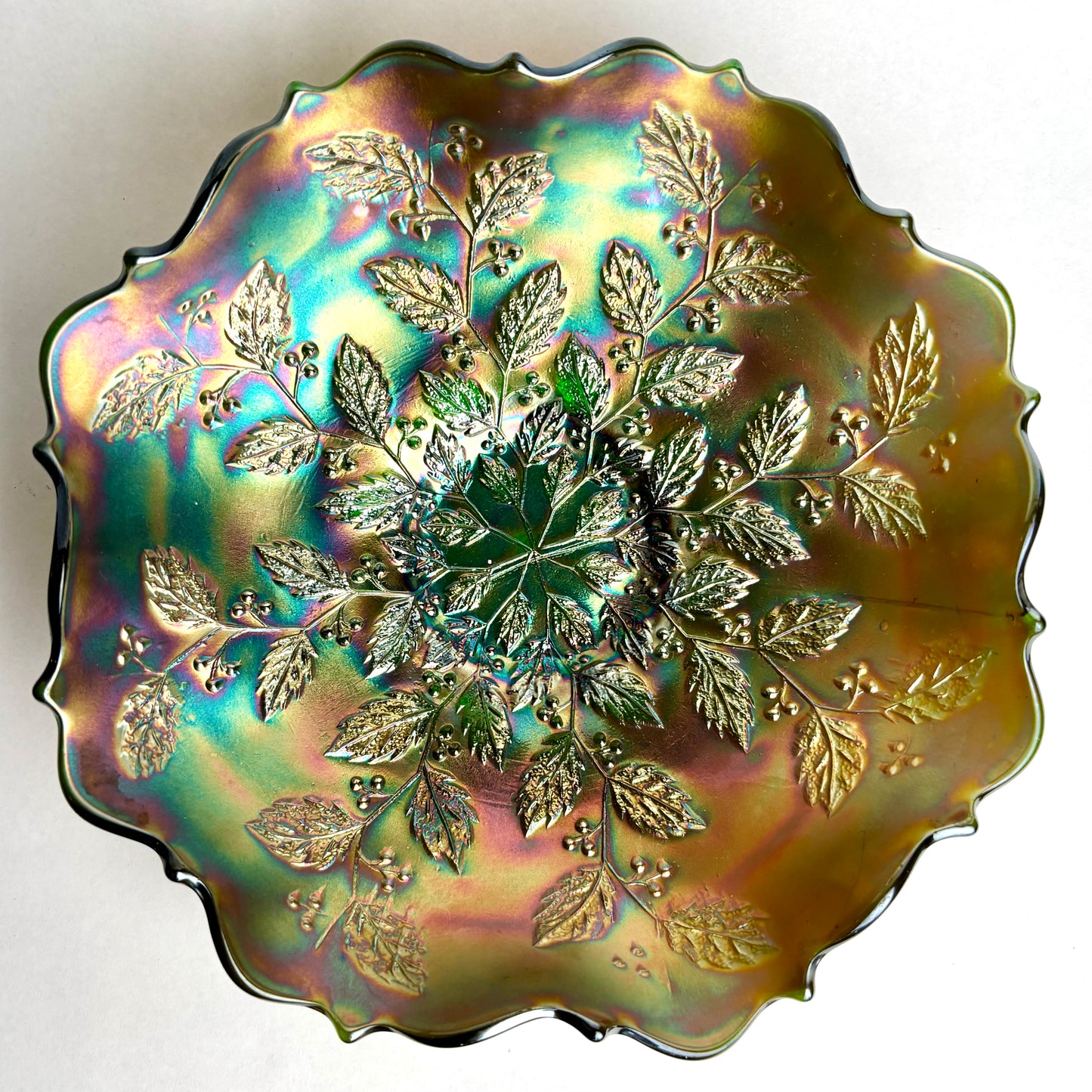 Fenton Green Carnival Glass Holly & Berries Ruffled Edge Bowl
