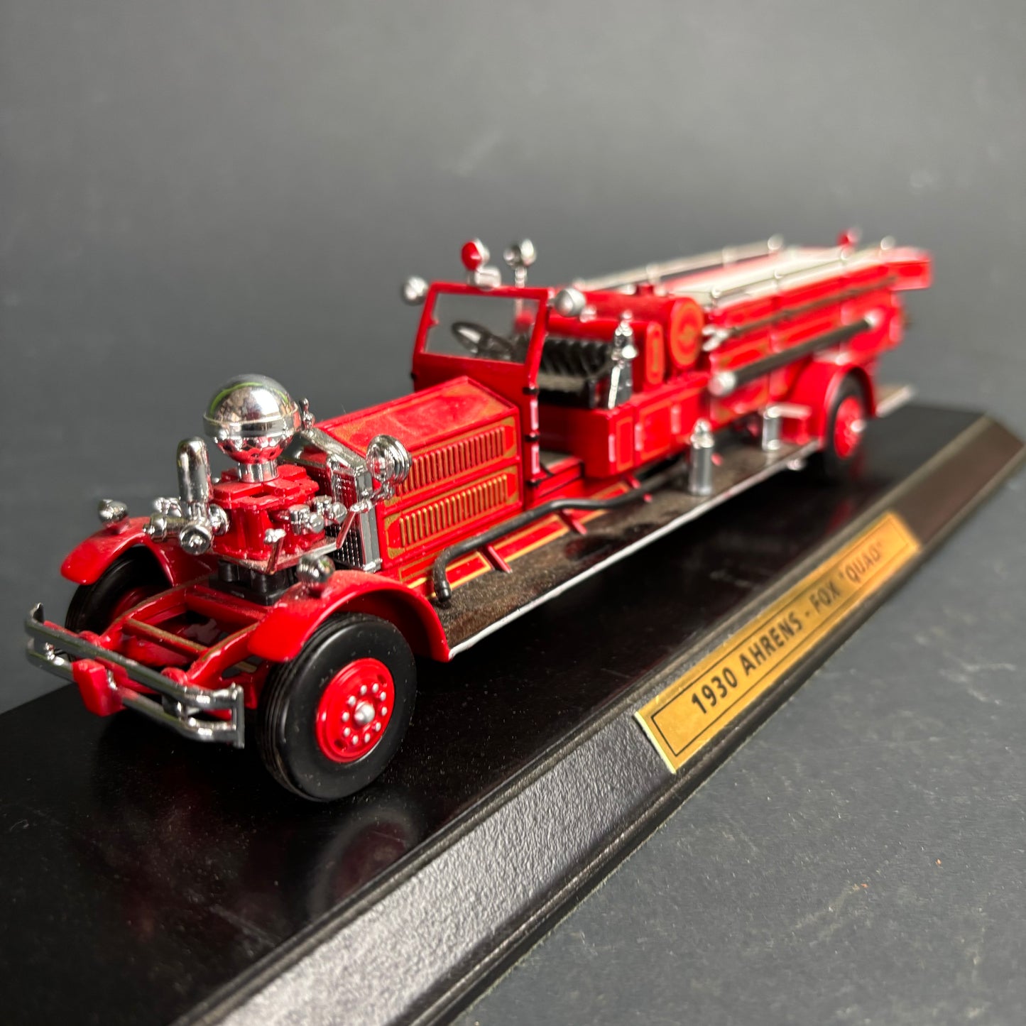 Matchbox Models of Yesteryear 1930 Ahrens-Fox “Quad” Fire Engine – Special Edition Boxed