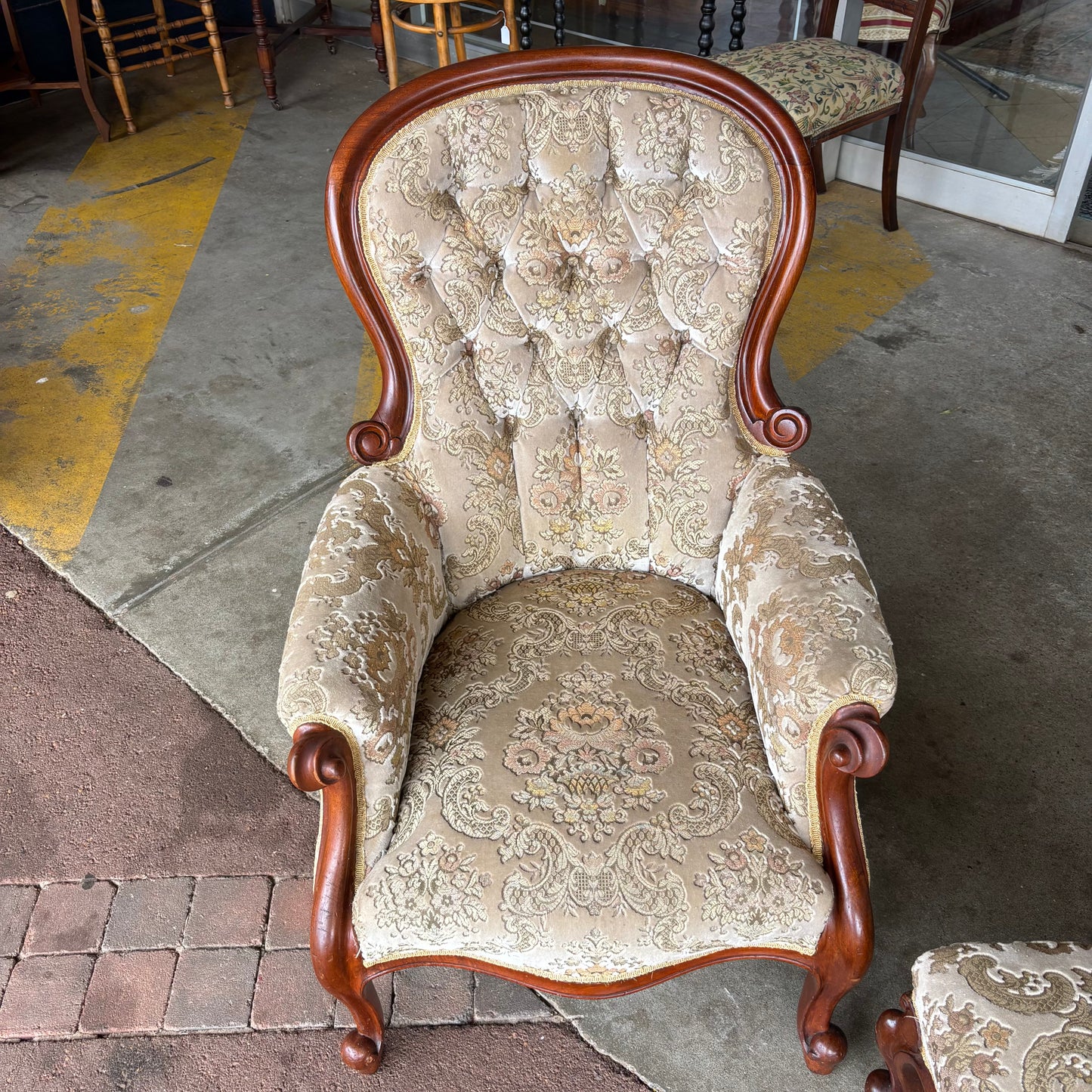 Victorian Walnut Spoon-Back Armchair and Side Chair, c.1870