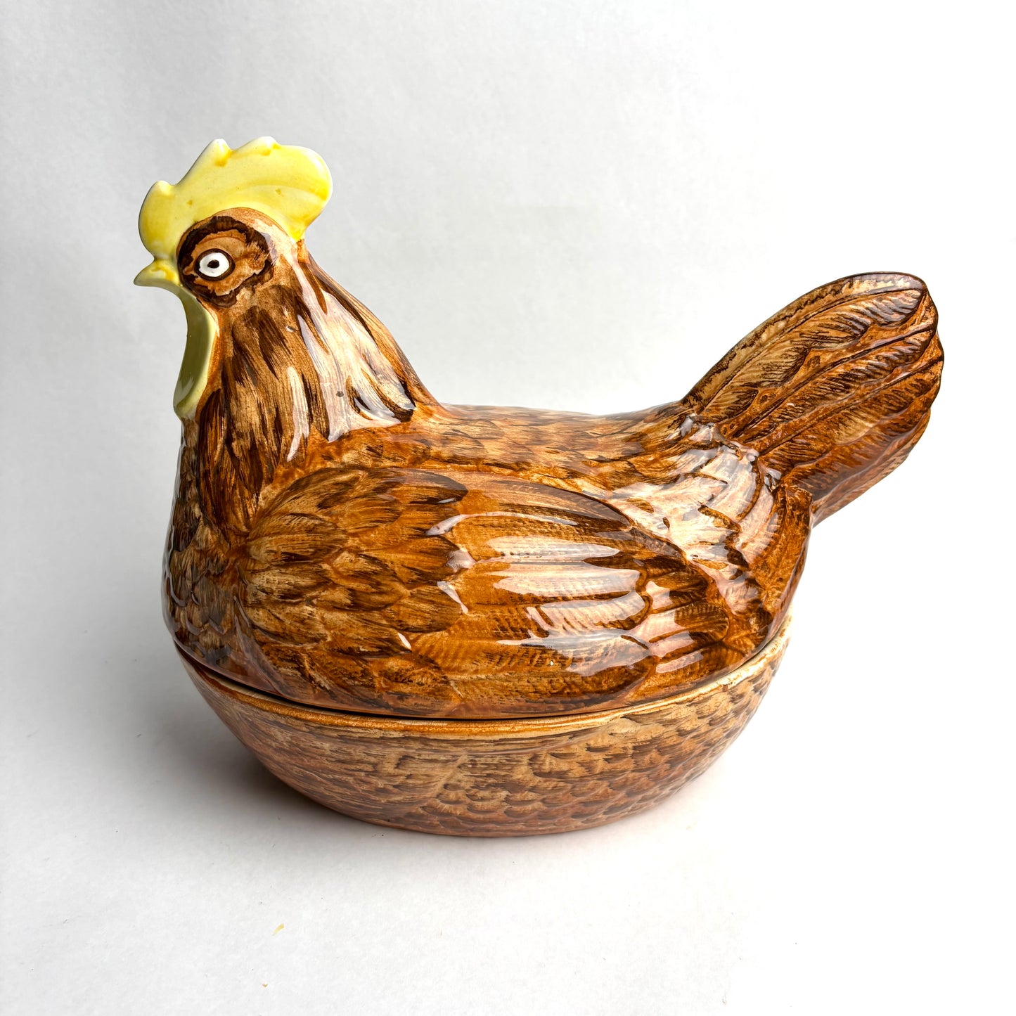 Large Nesting Chicken Egg Holder
