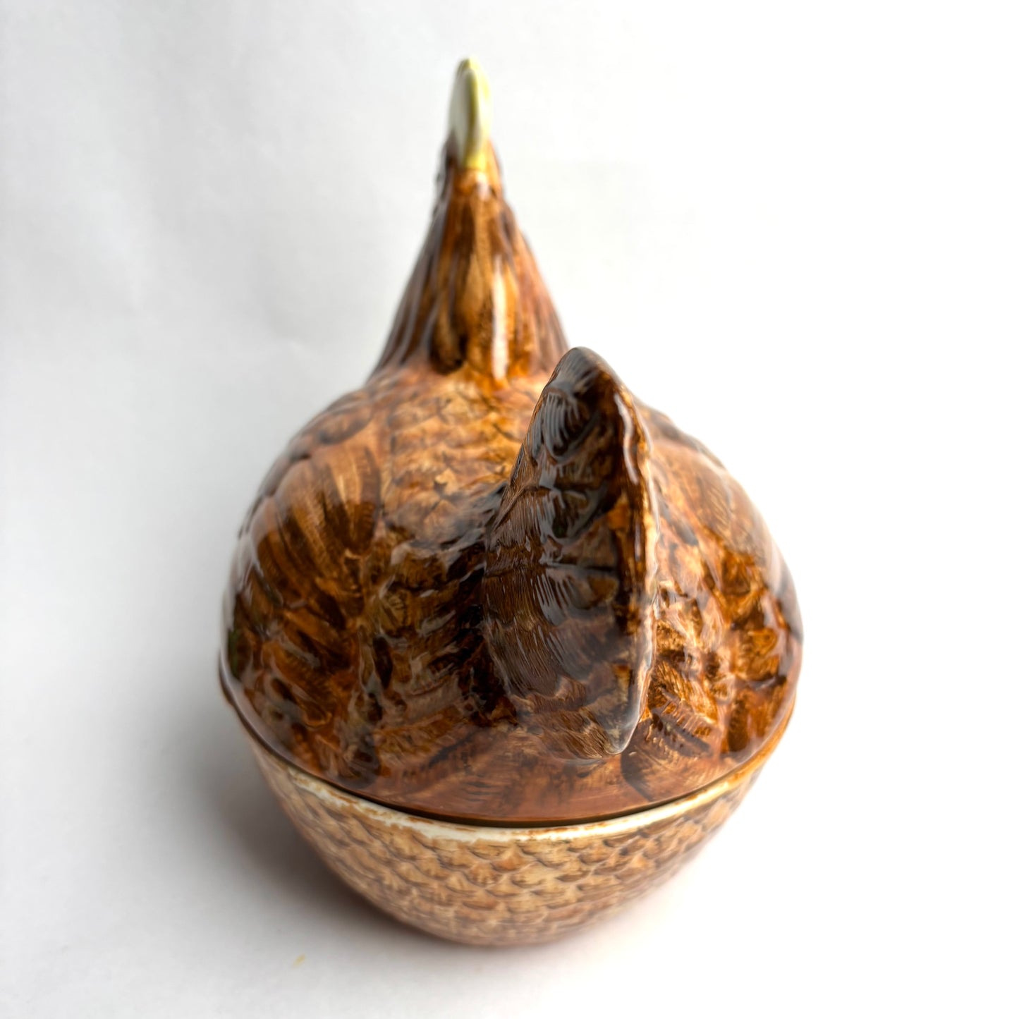 Large Nesting Chicken Egg Holder